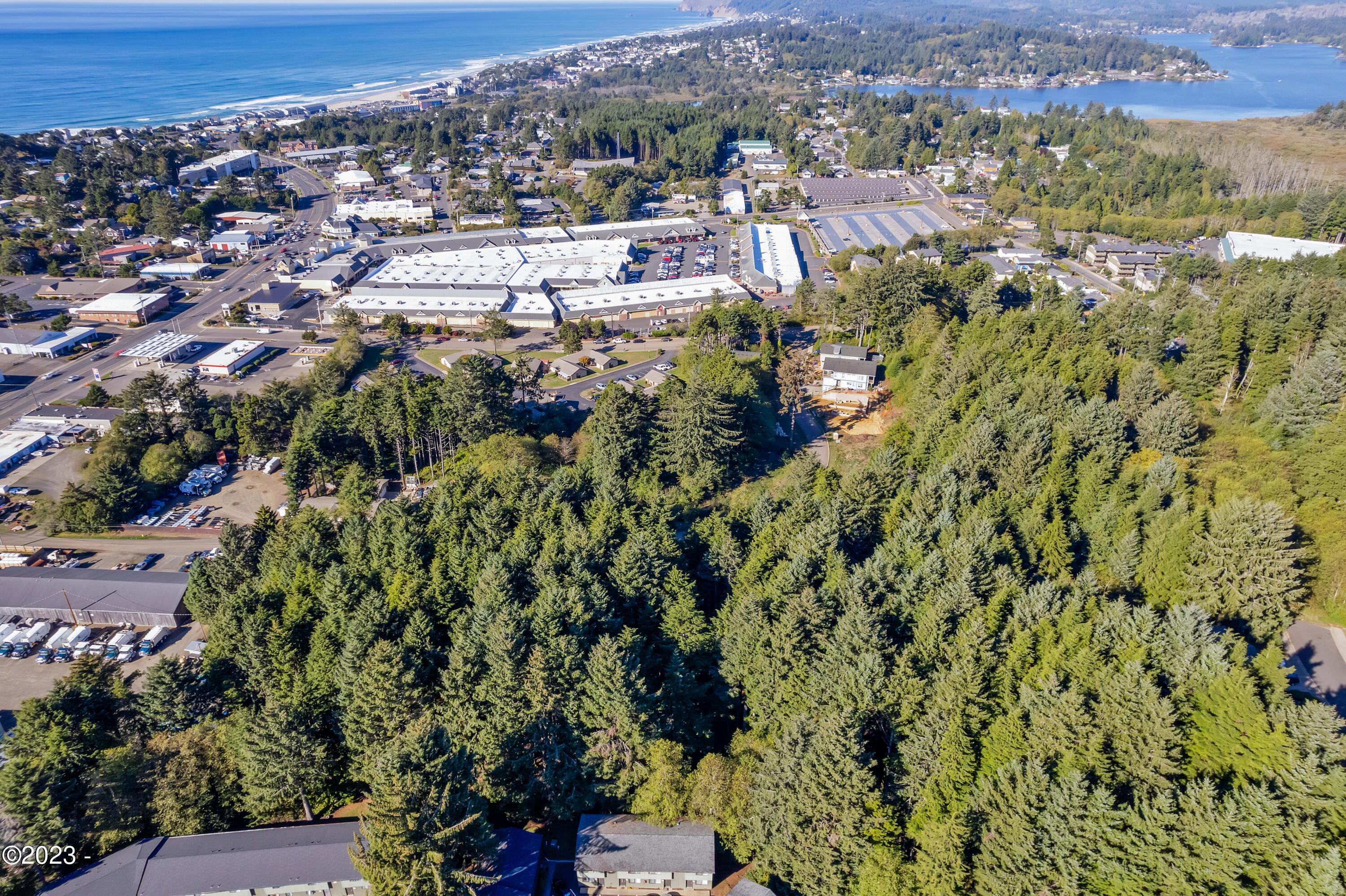 Block 1400 SE Marine Avenue