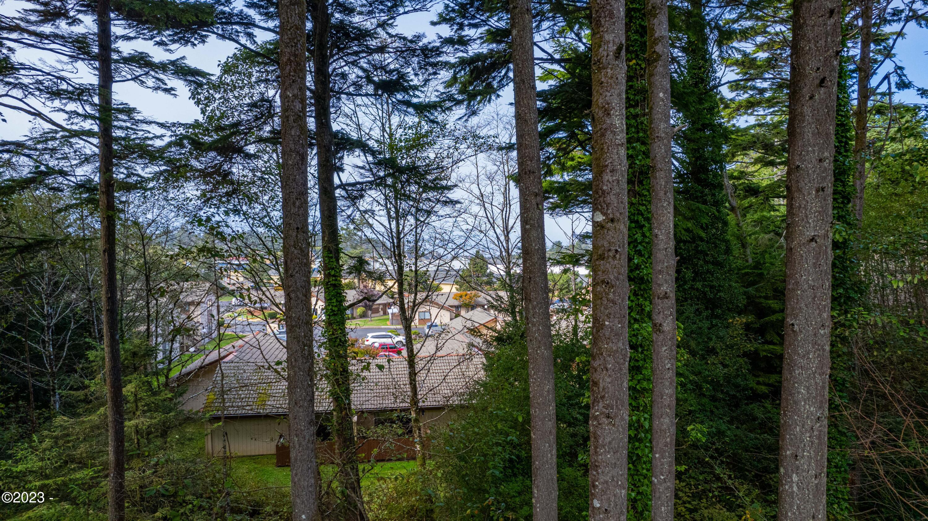 Block 1400 SE Marine Avenue