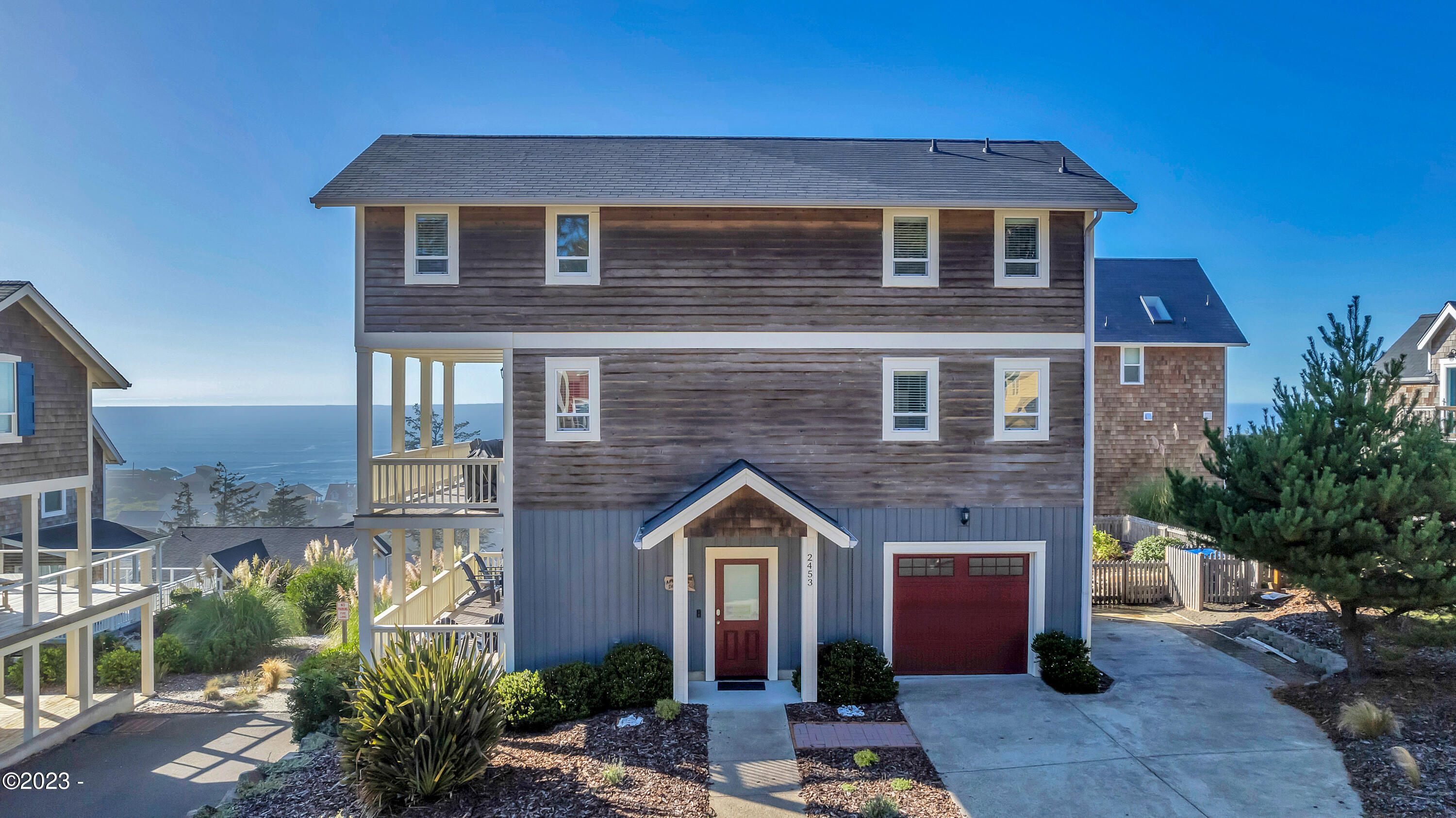 2453 SW Dune Avenue