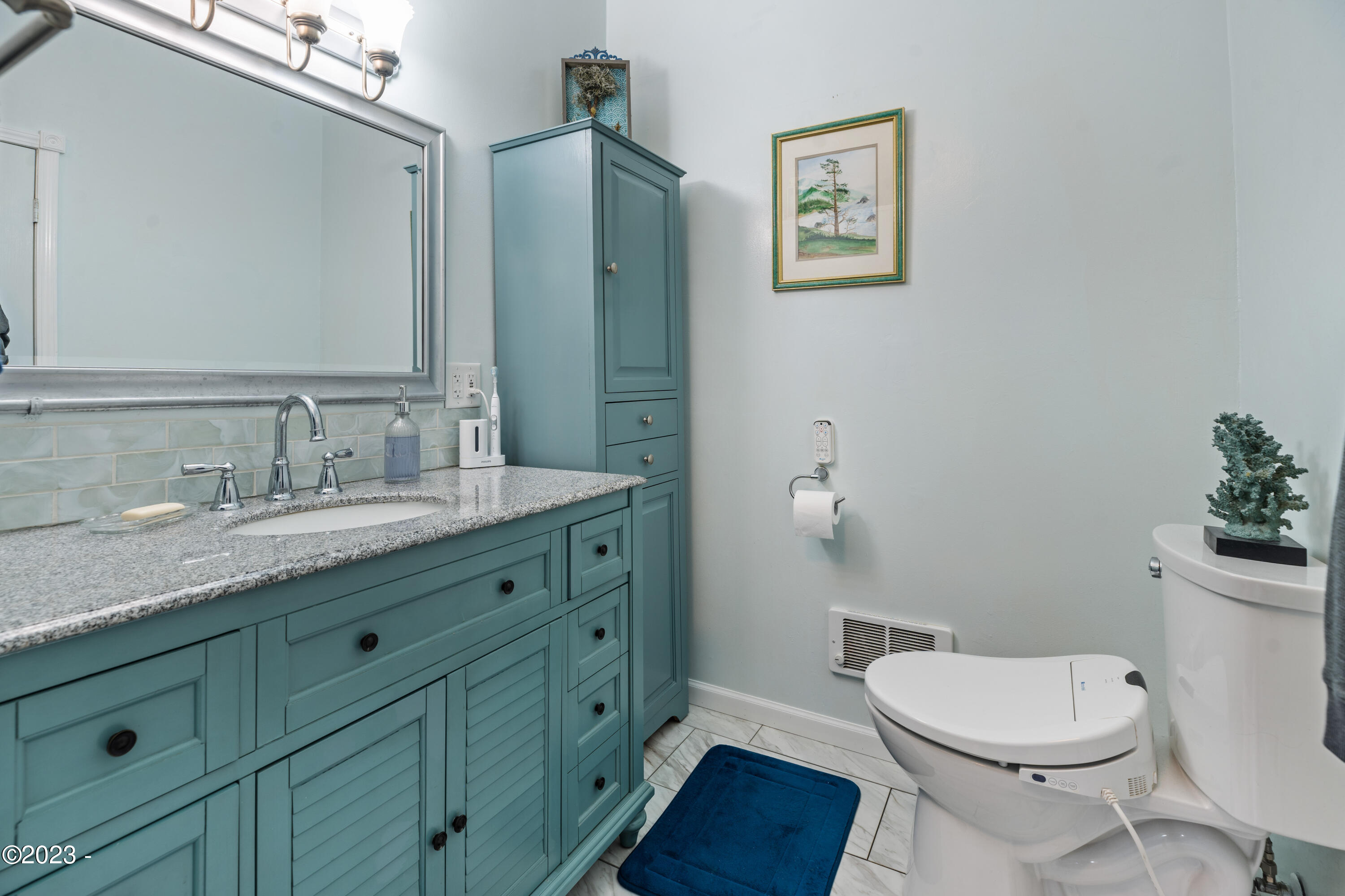 6706 N Salmon Berry Lane