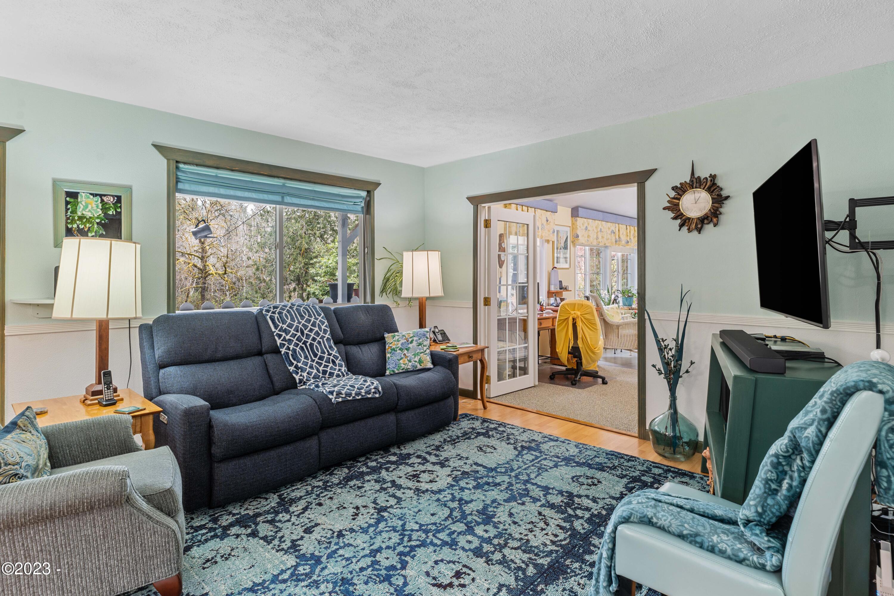 6706 N Salmon Berry Lane