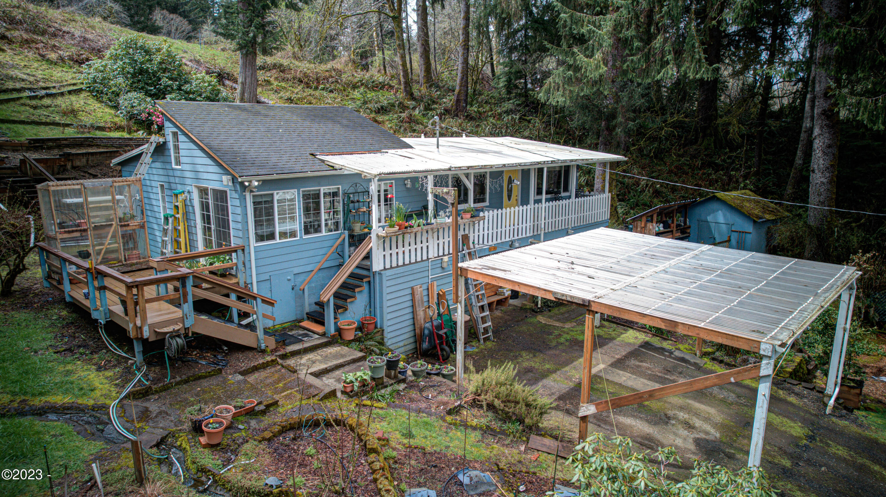 6706 N Salmon Berry Lane