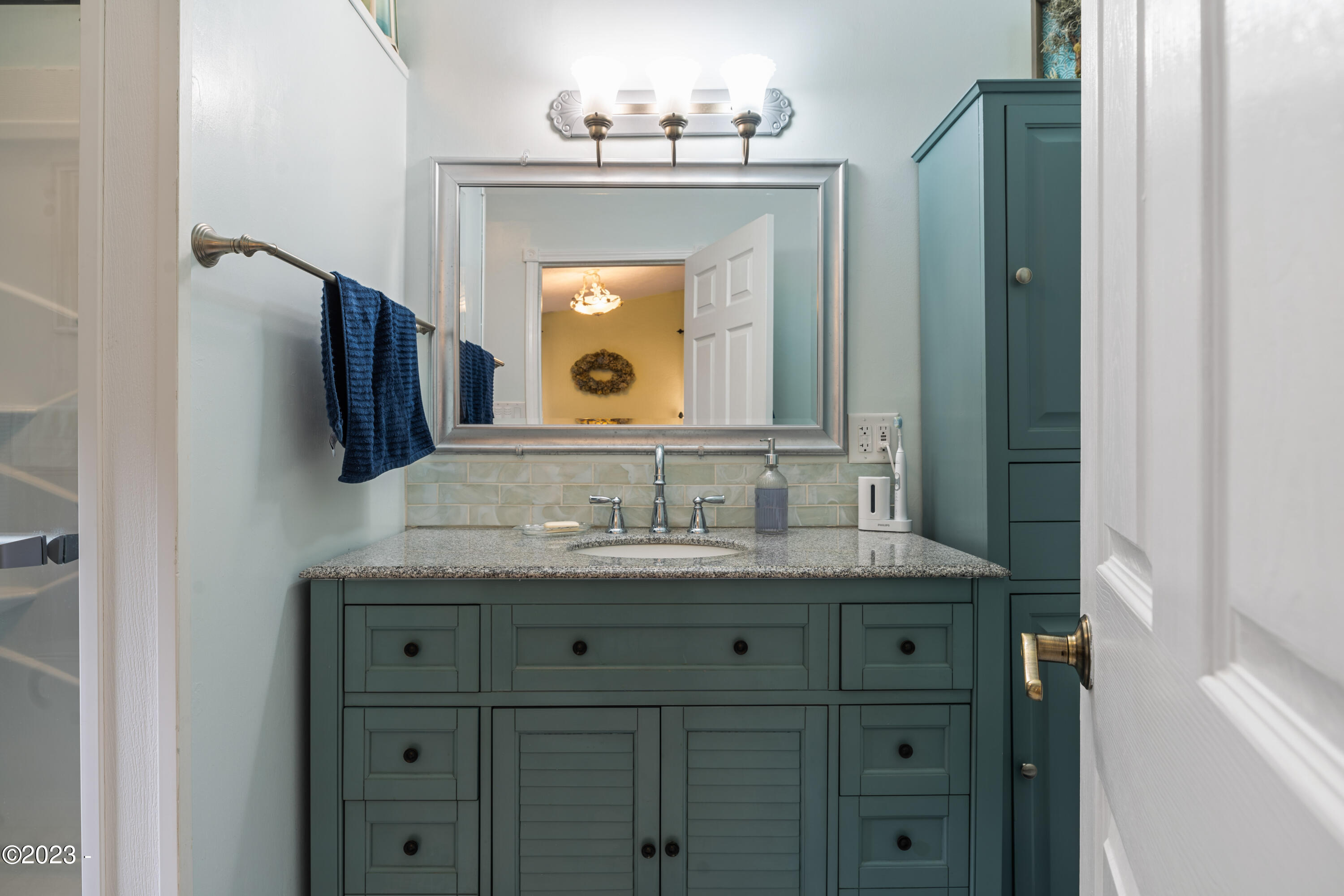 6706 N Salmon Berry Lane