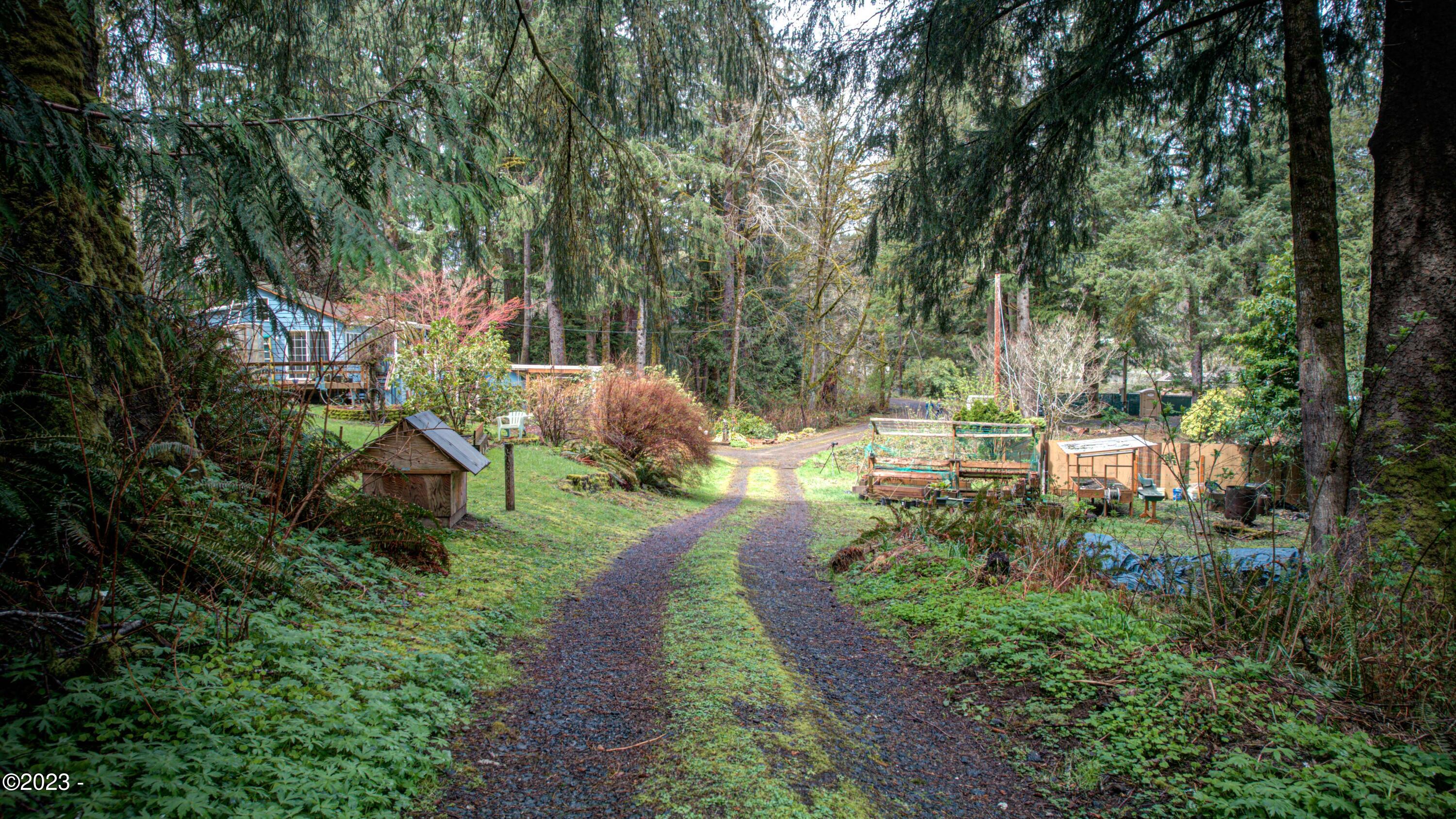 6706 N Salmon Berry Lane