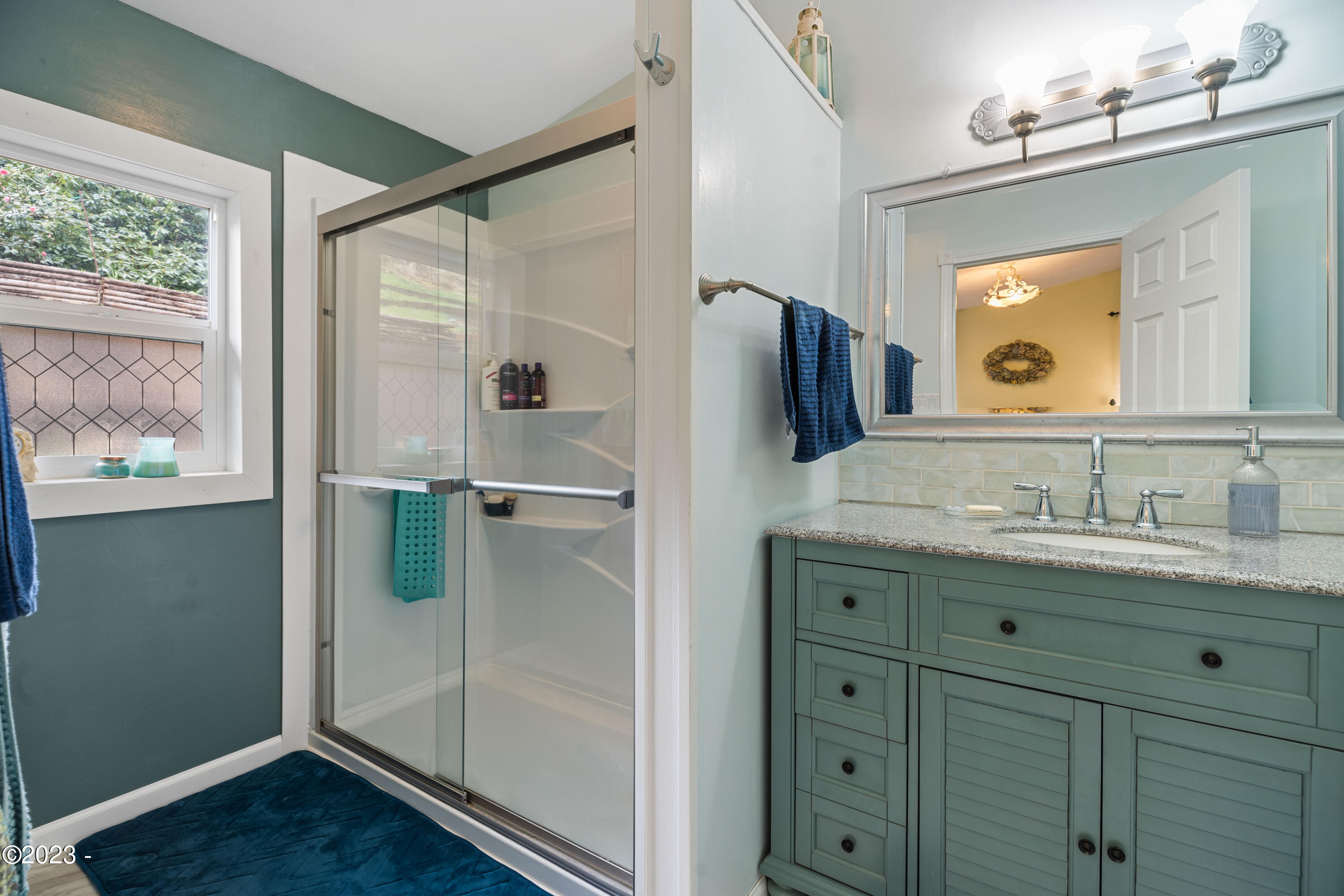 6706 N Salmon Berry Lane