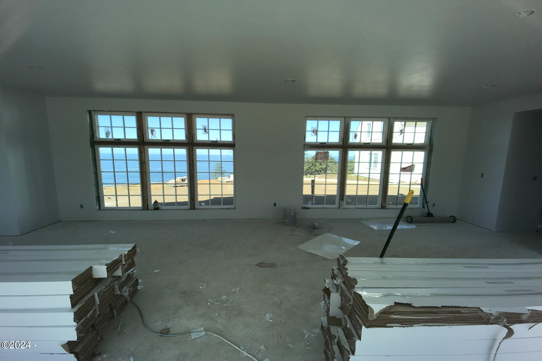 1157 NE Seascape Avenue