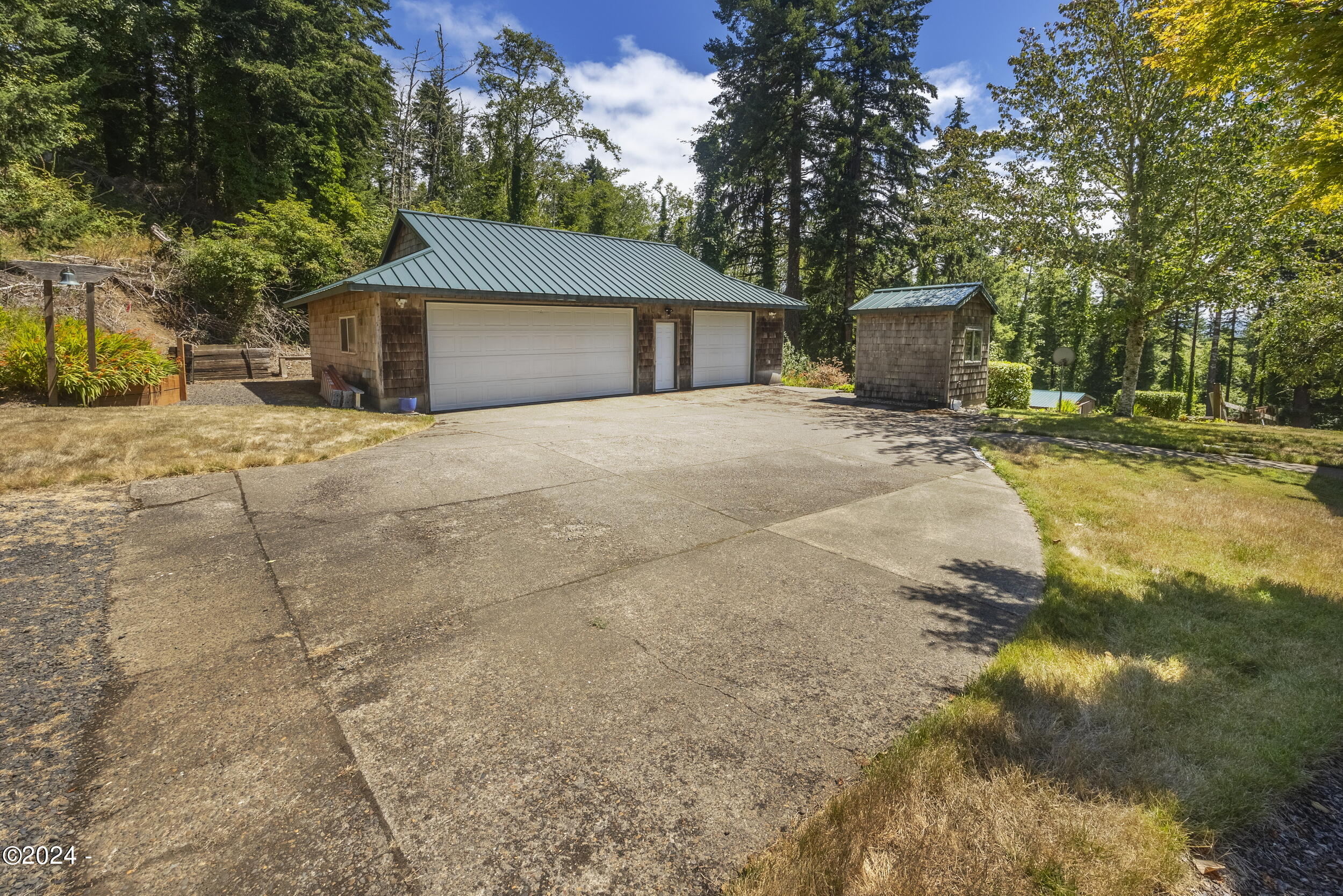 1756 NE Yaquina Heights Drive