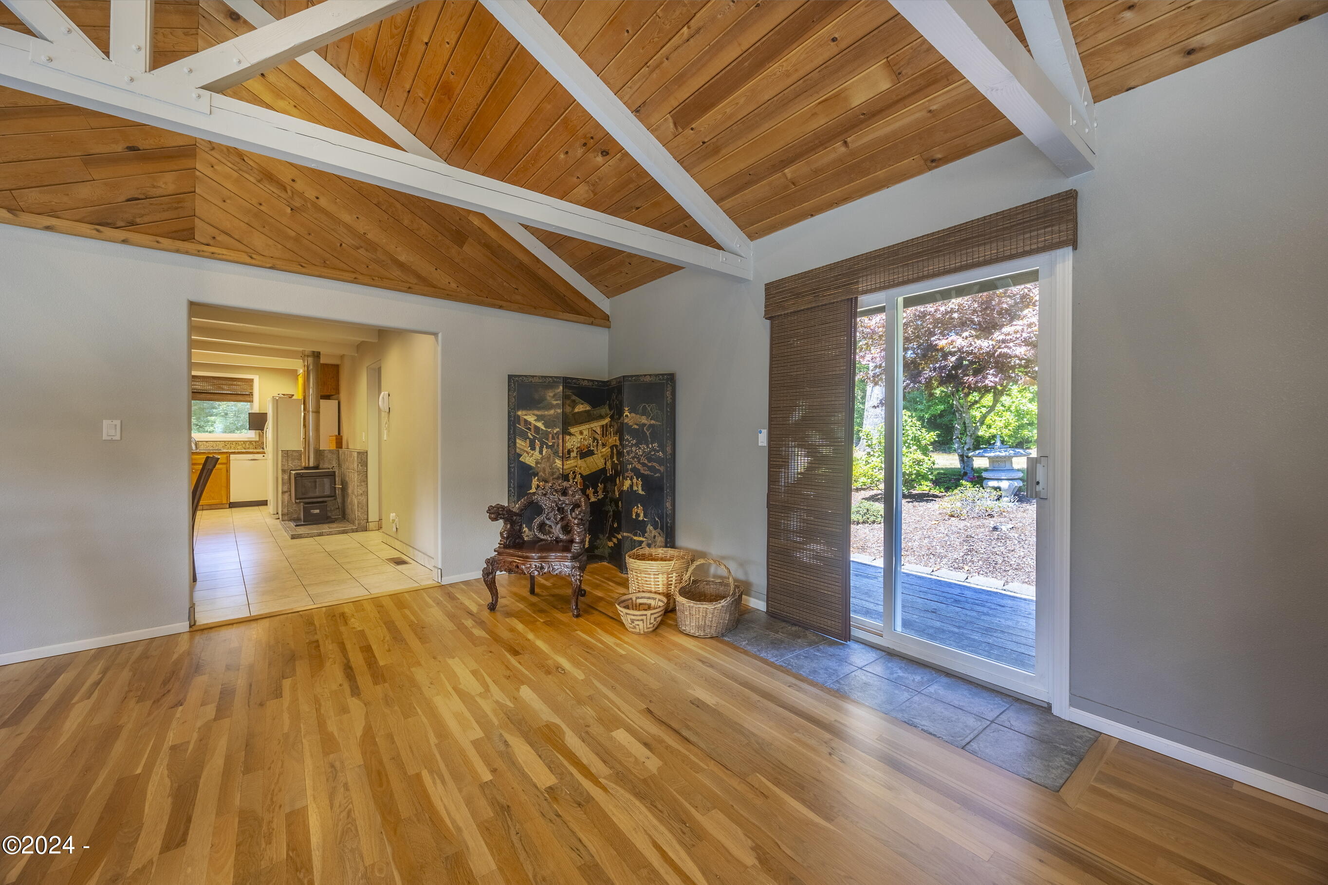 1756 NE Yaquina Heights Drive