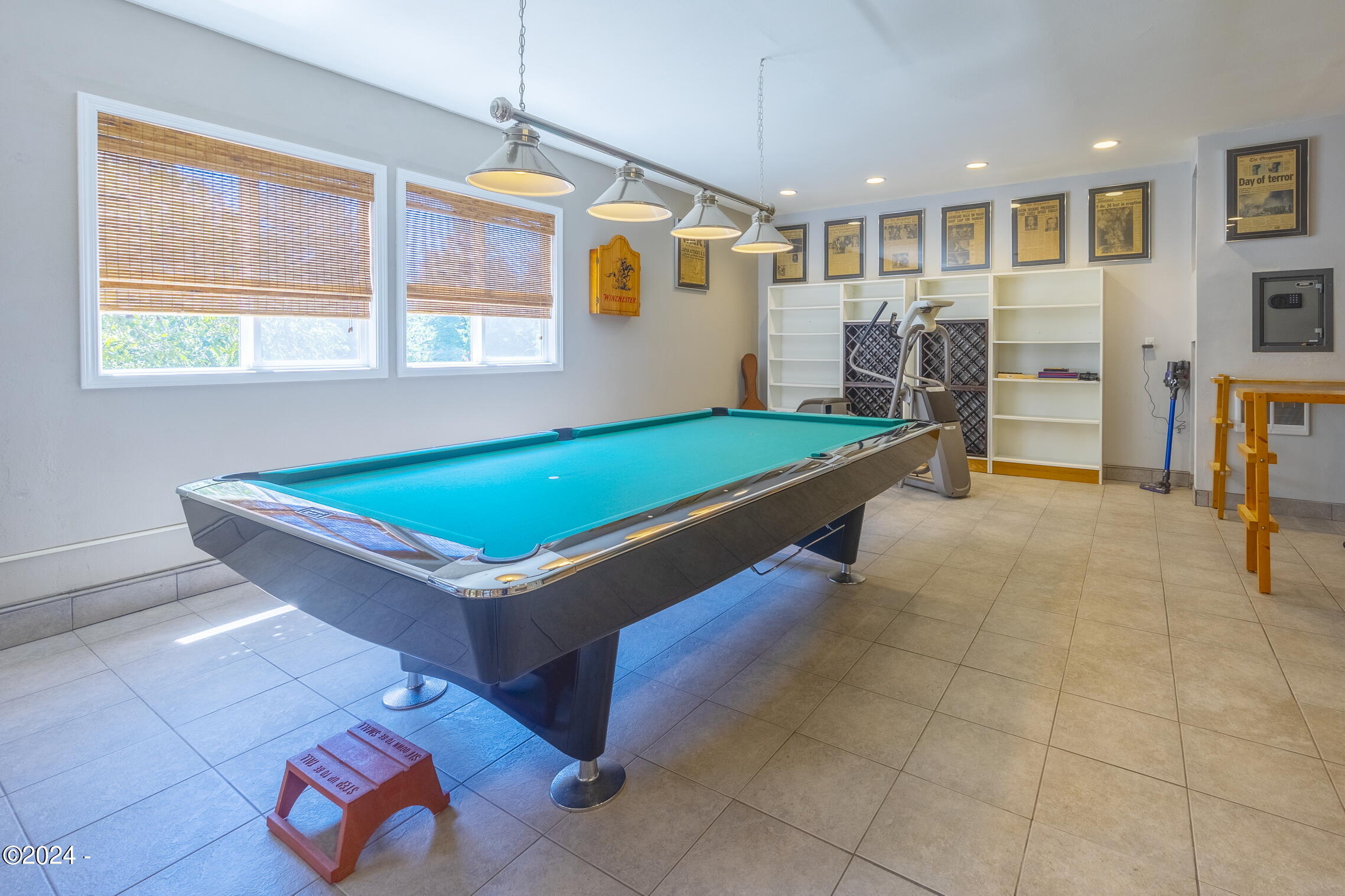 1756 NE Yaquina Heights Drive