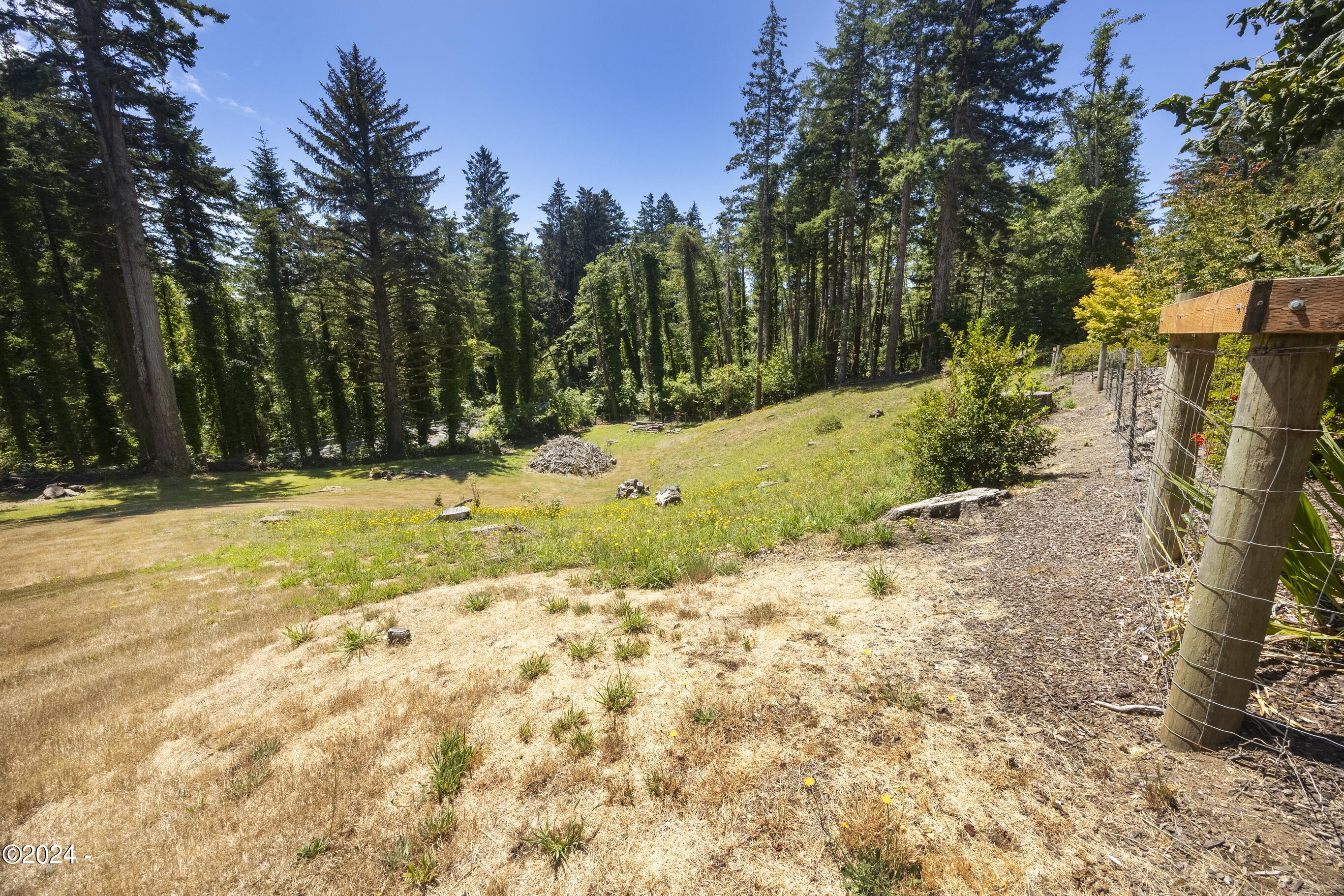 1756 NE Yaquina Heights Drive