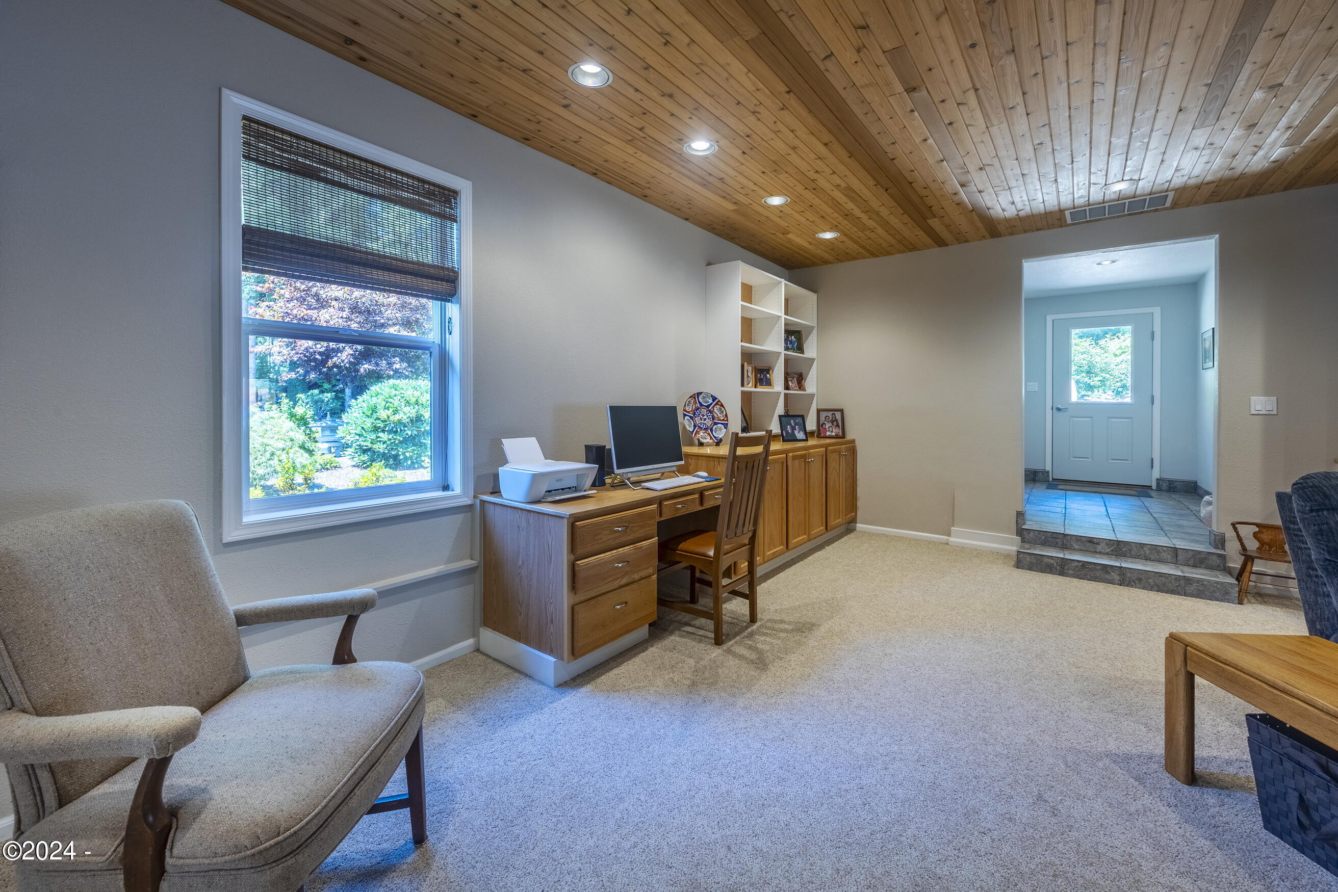 1756 NE Yaquina Heights Drive