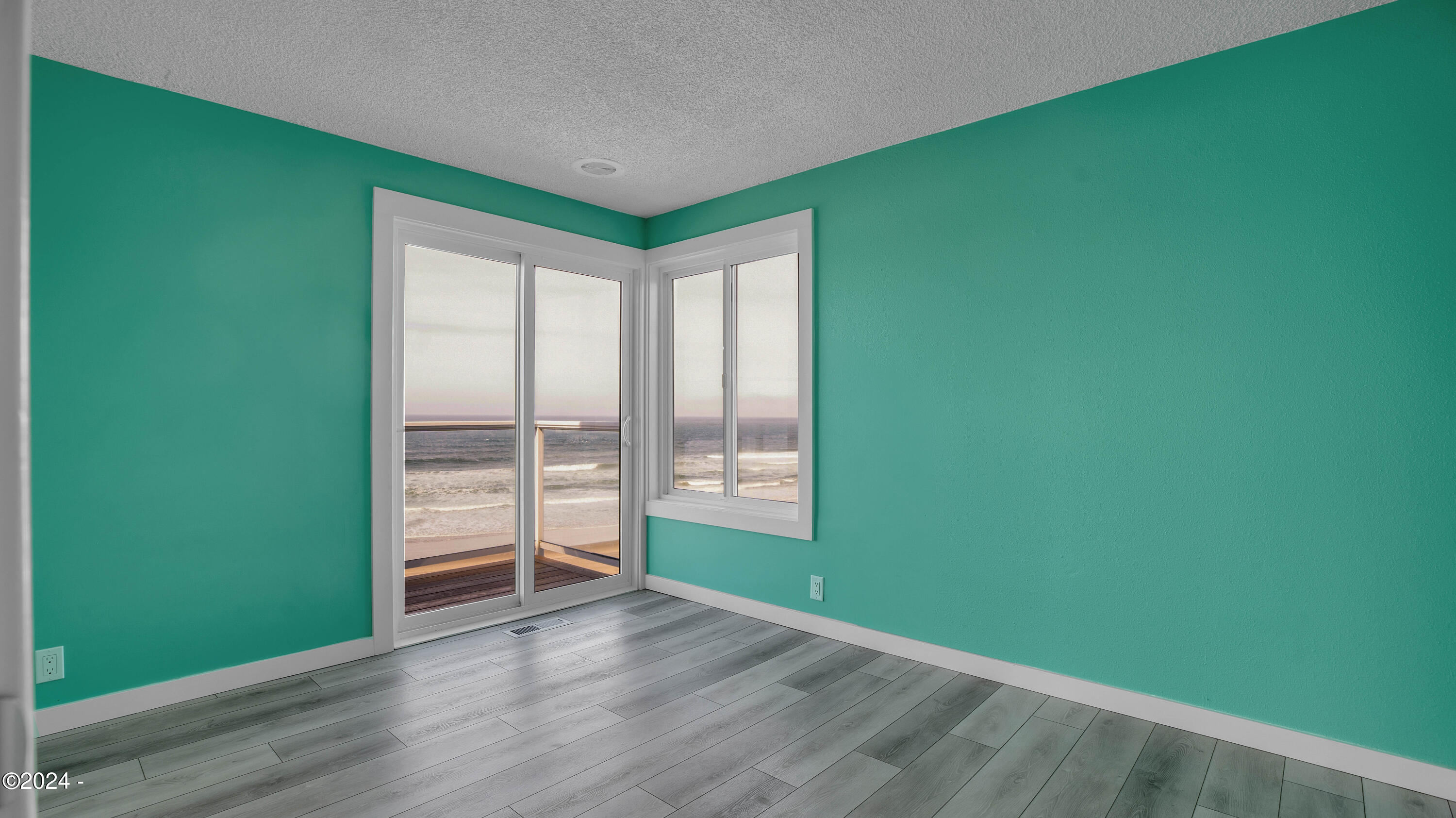 5725 NW Jetty Avenue