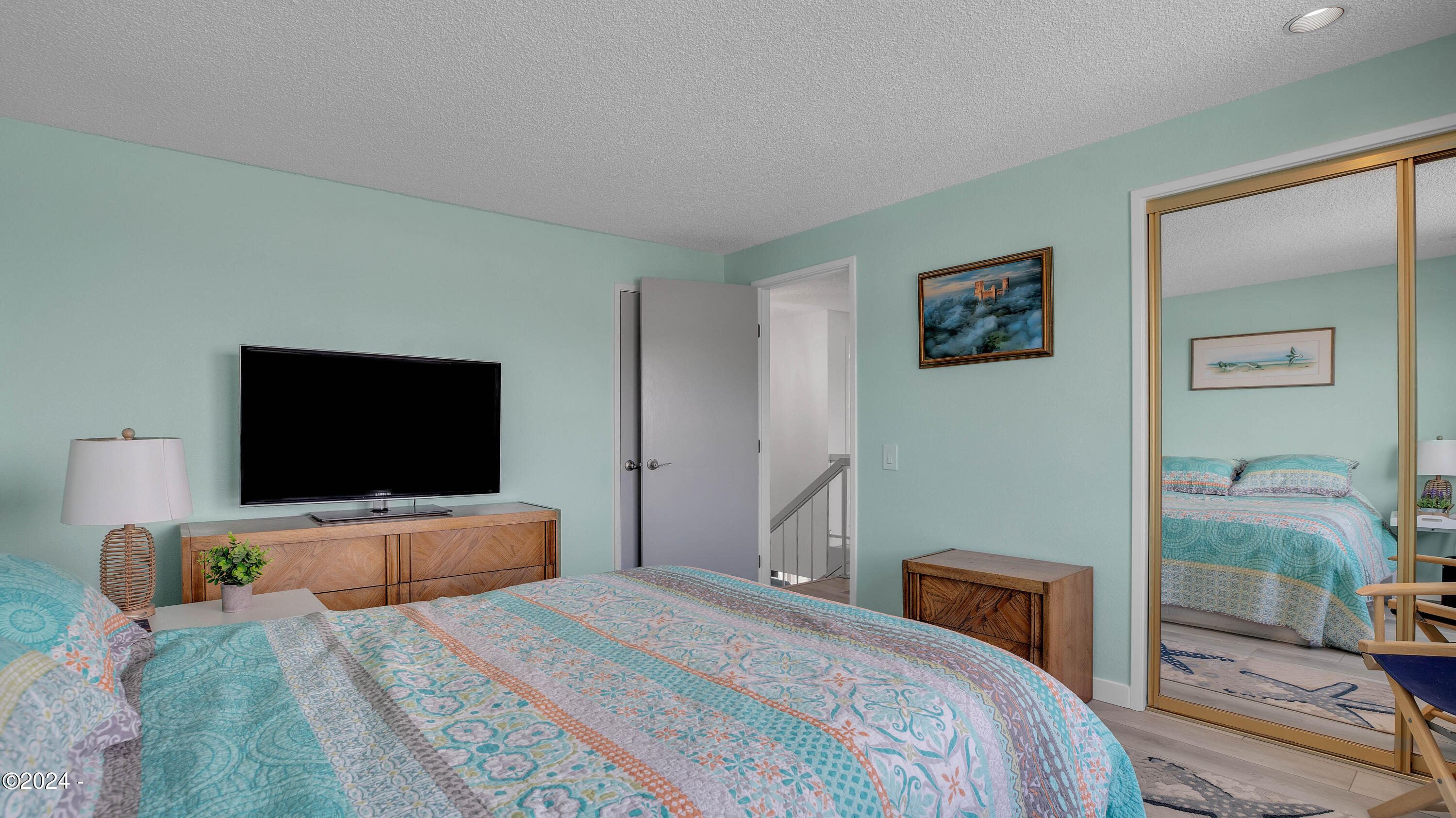 5725 NW Jetty Avenue