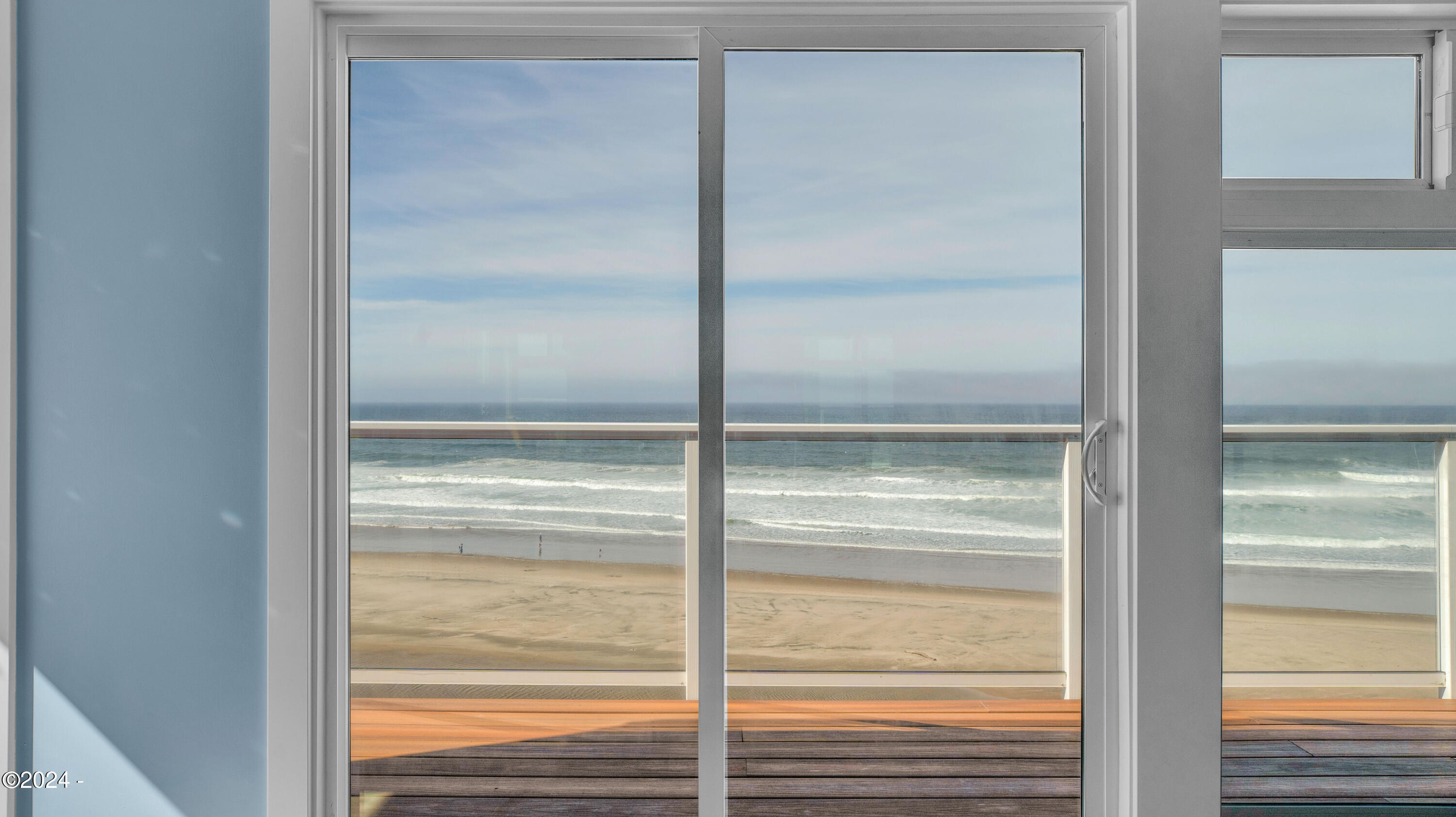 5725 NW Jetty Avenue