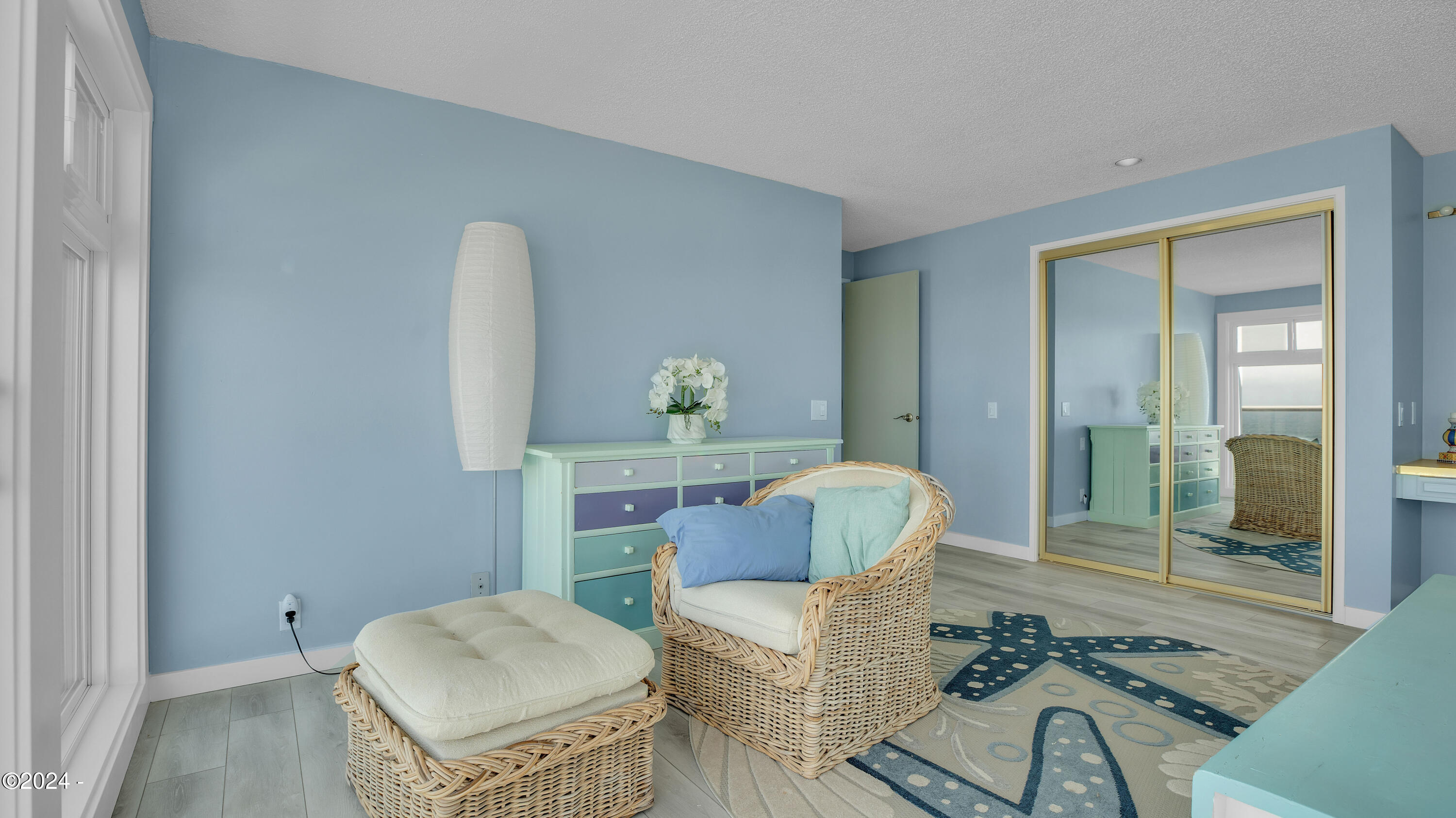 5725 NW Jetty Avenue