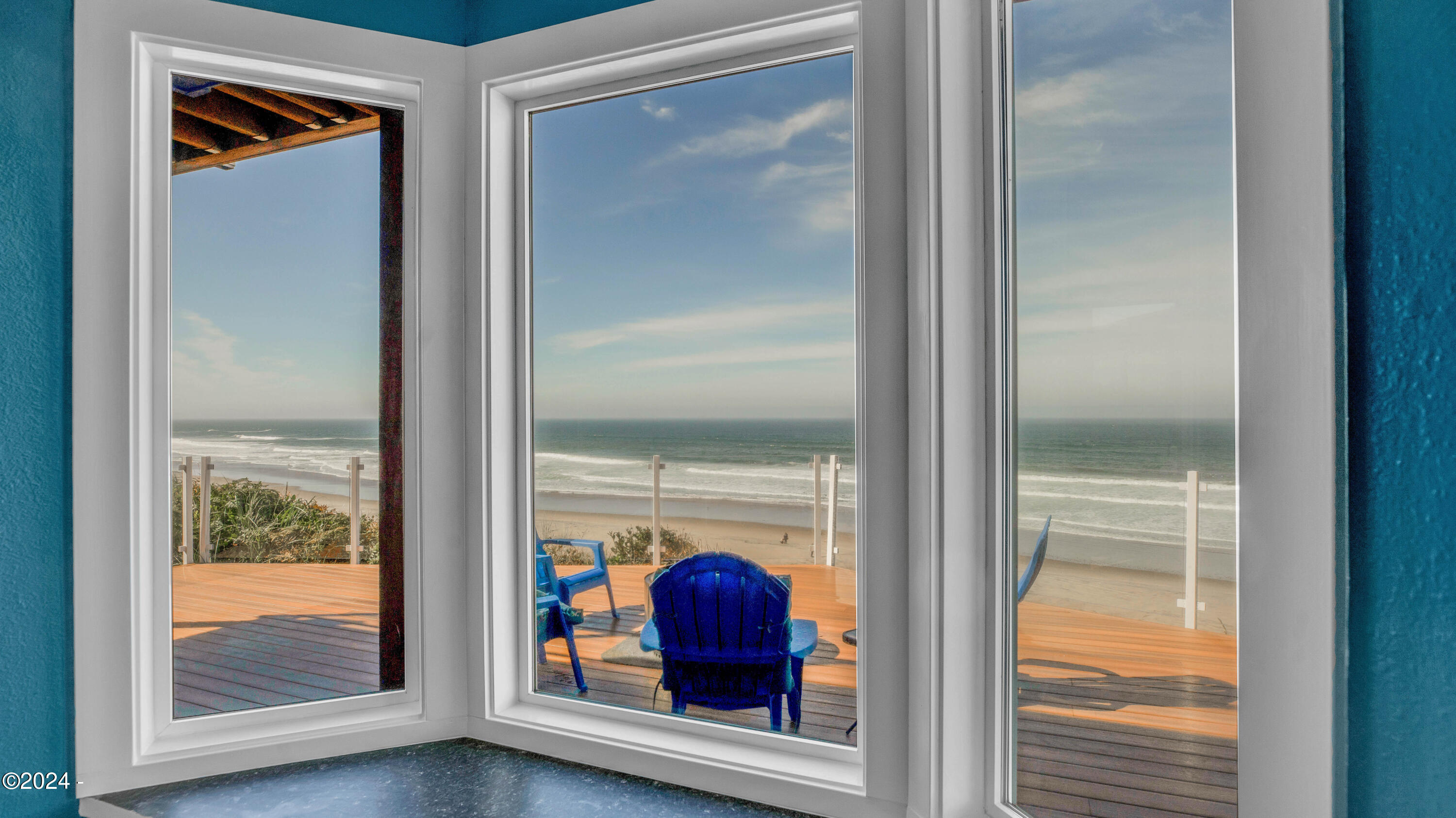 5725 NW Jetty Avenue