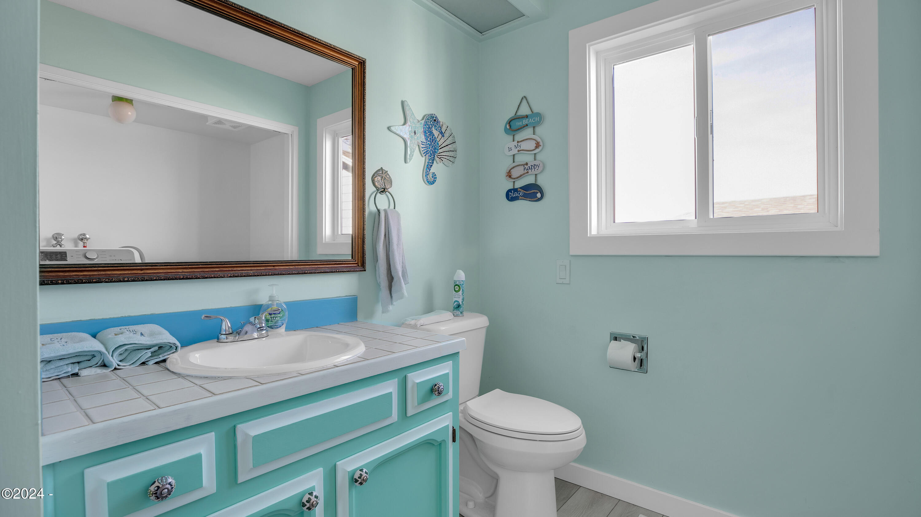 5725 NW Jetty Avenue