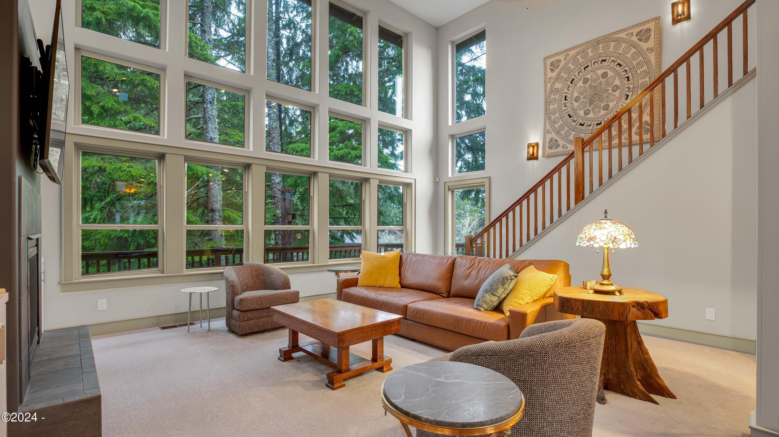 451 Summit View Lane