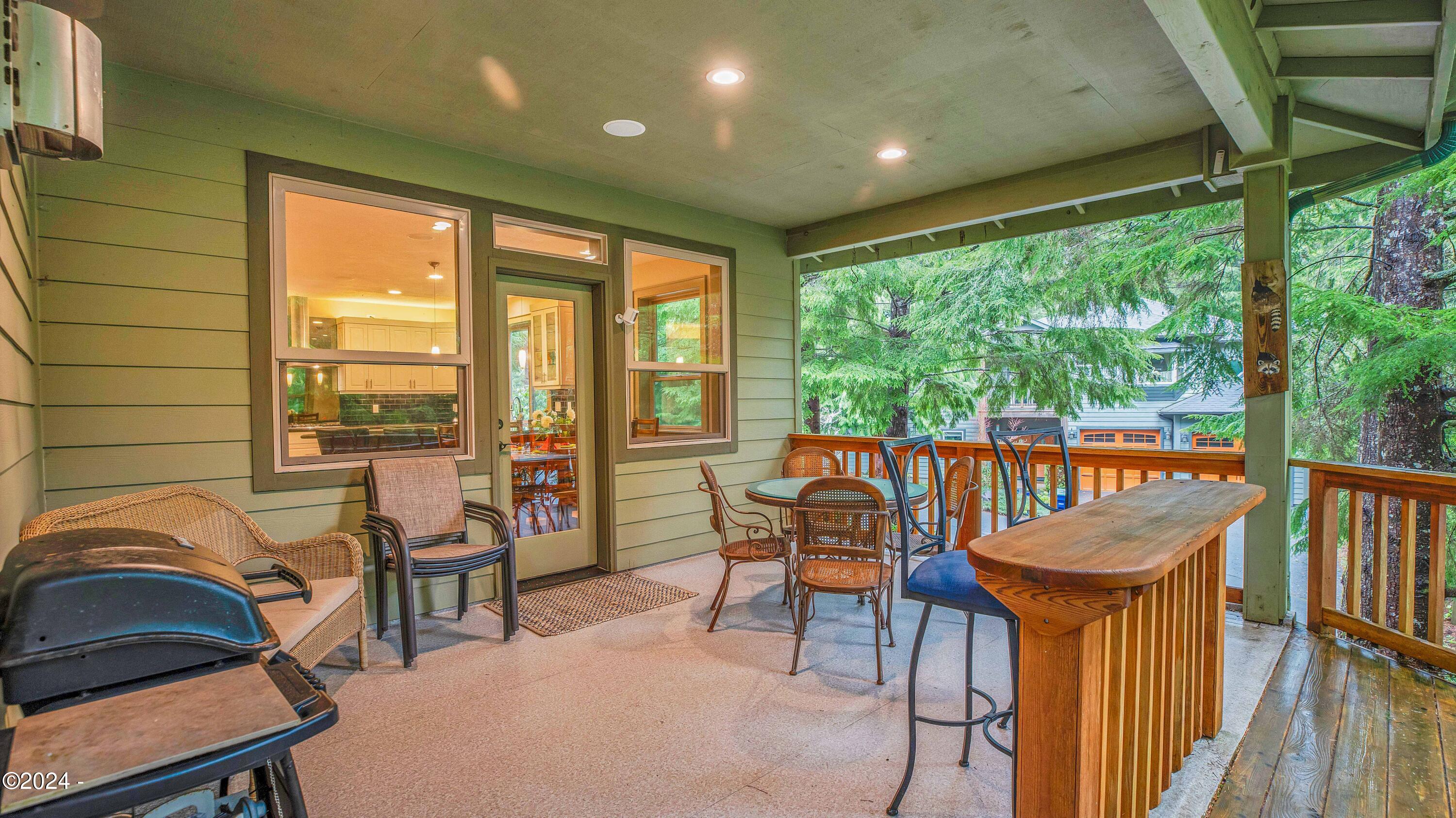 451 Summit View Lane