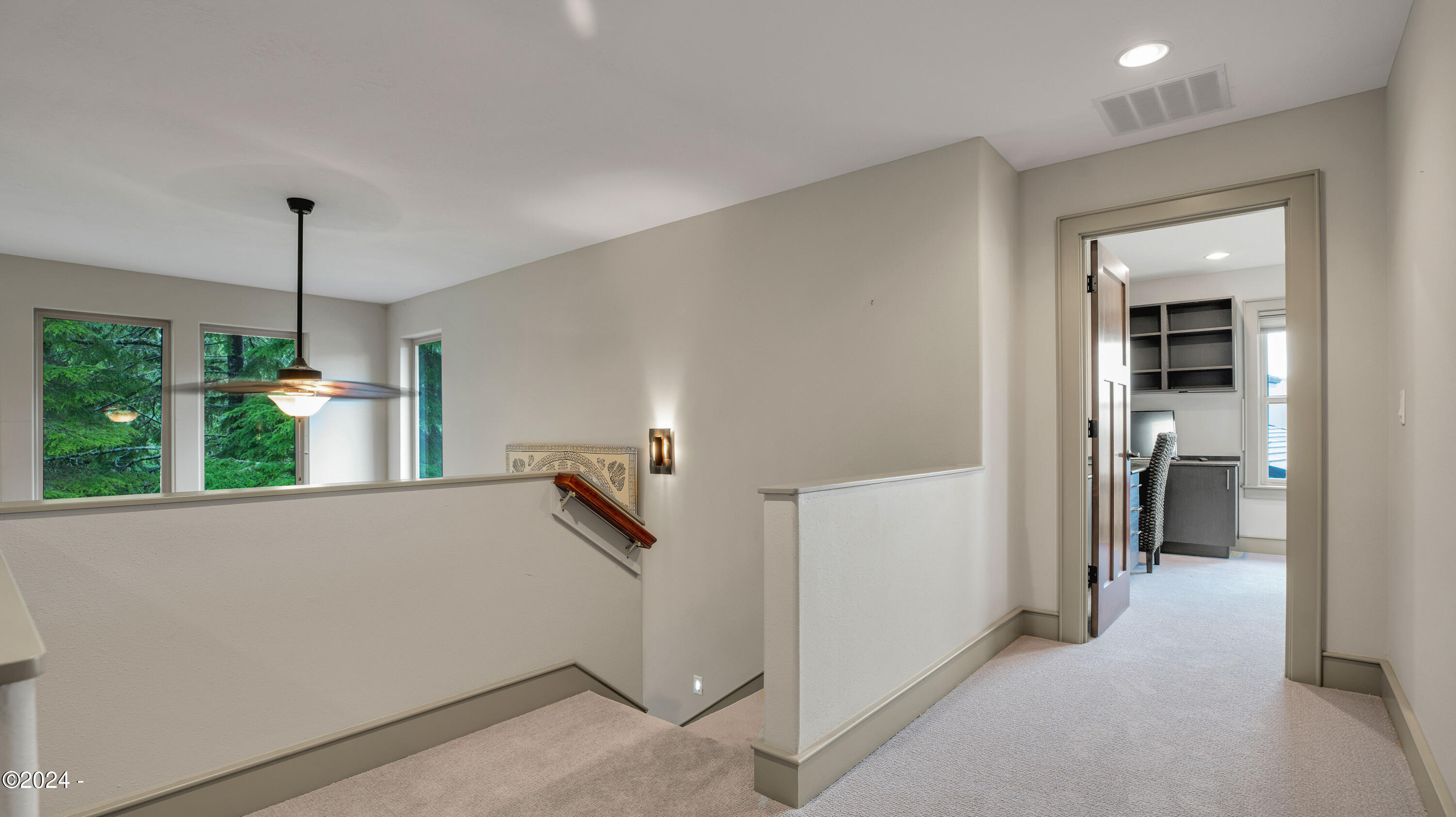 451 Summit View Lane