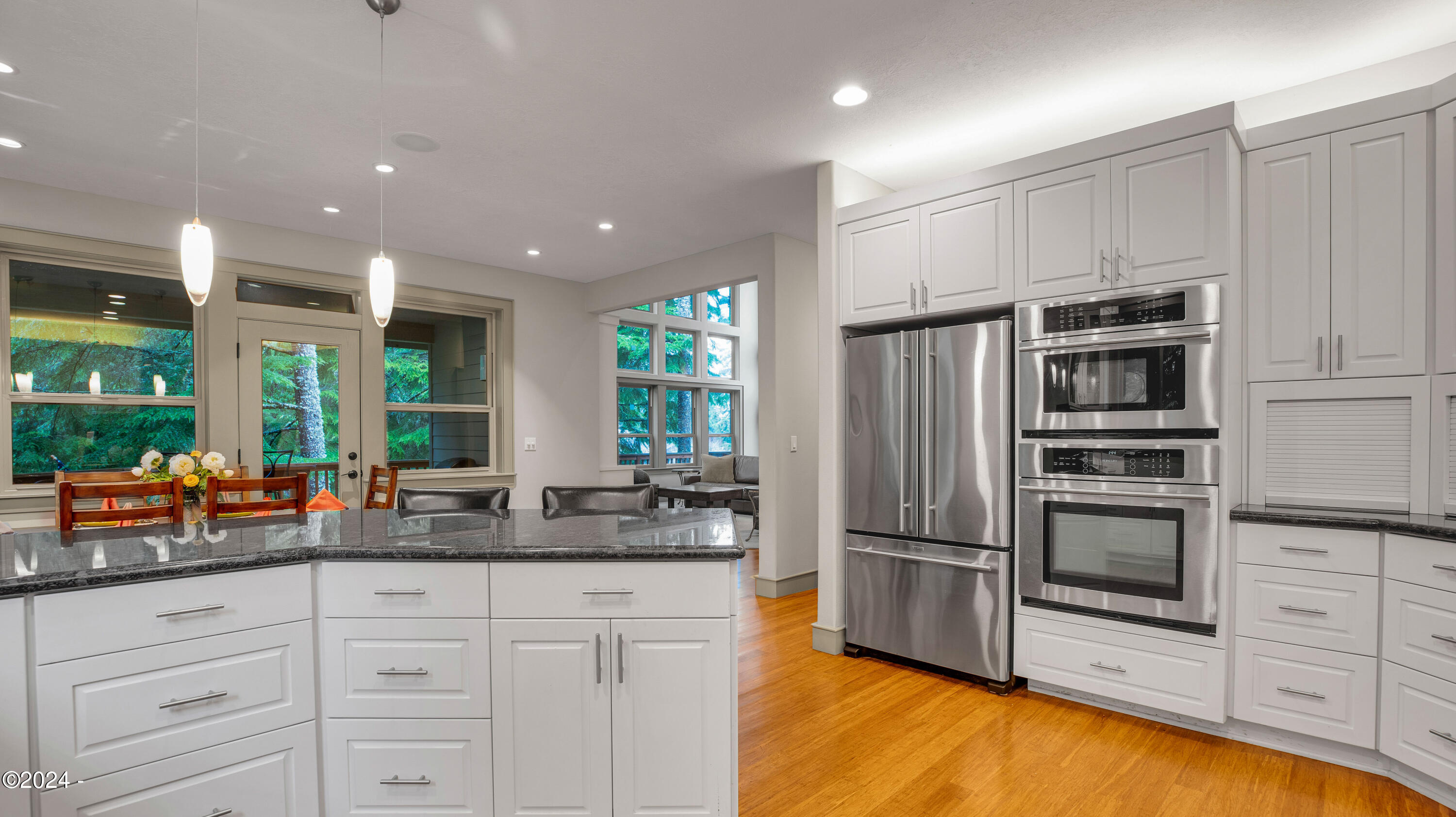 451 Summit View Lane