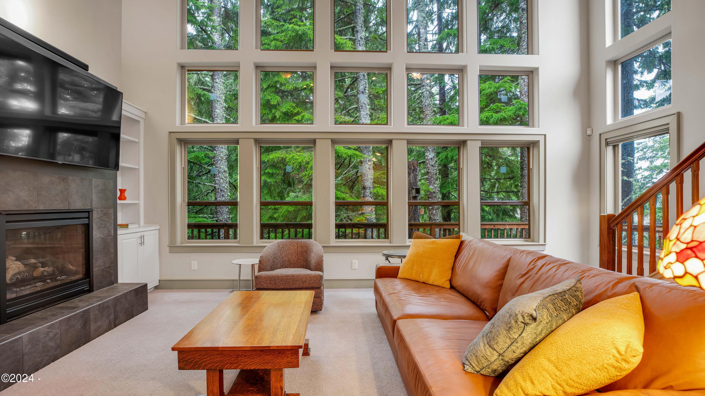 451 Summit View Lane