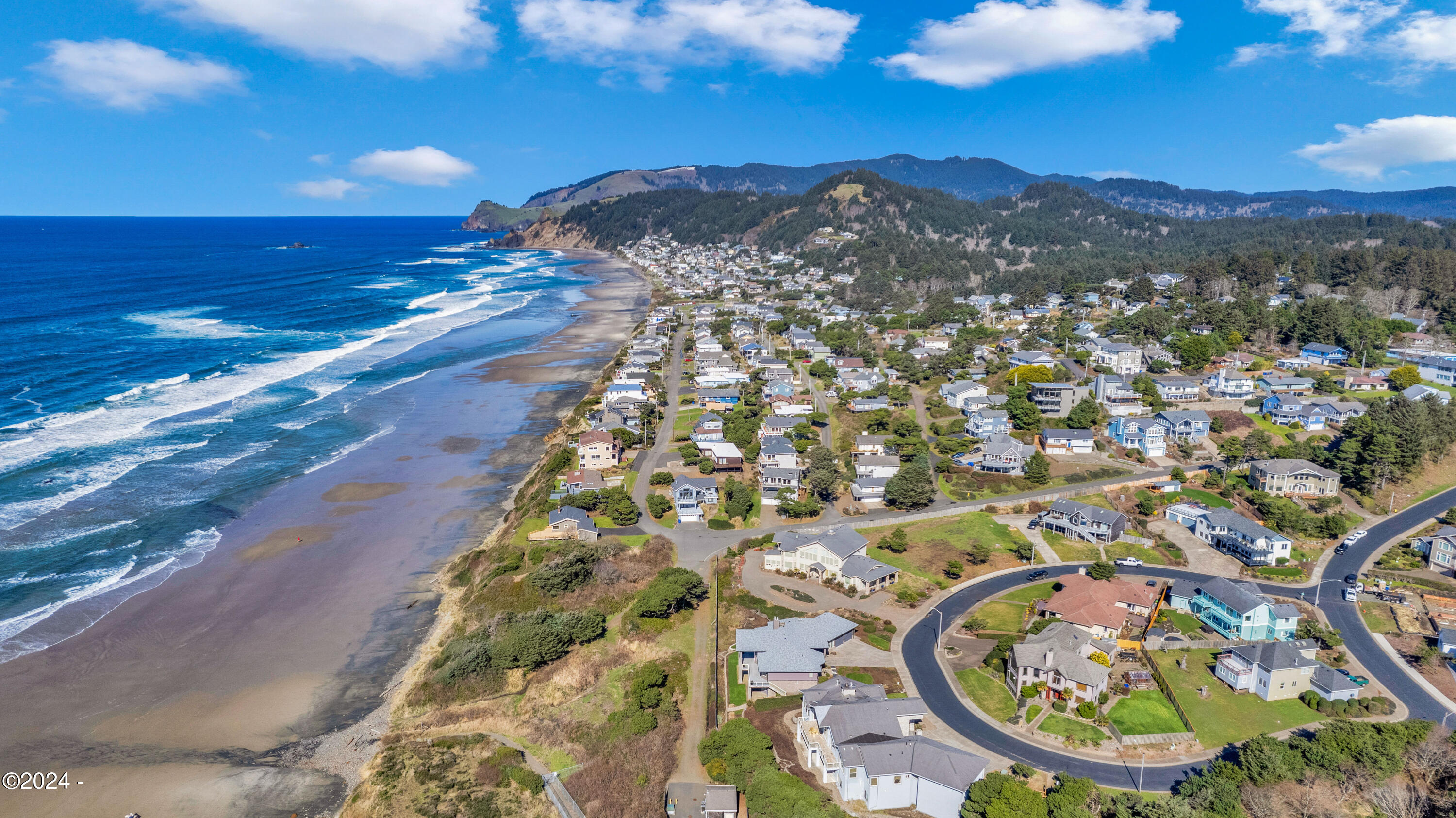 1791 NW Lincoln Loop