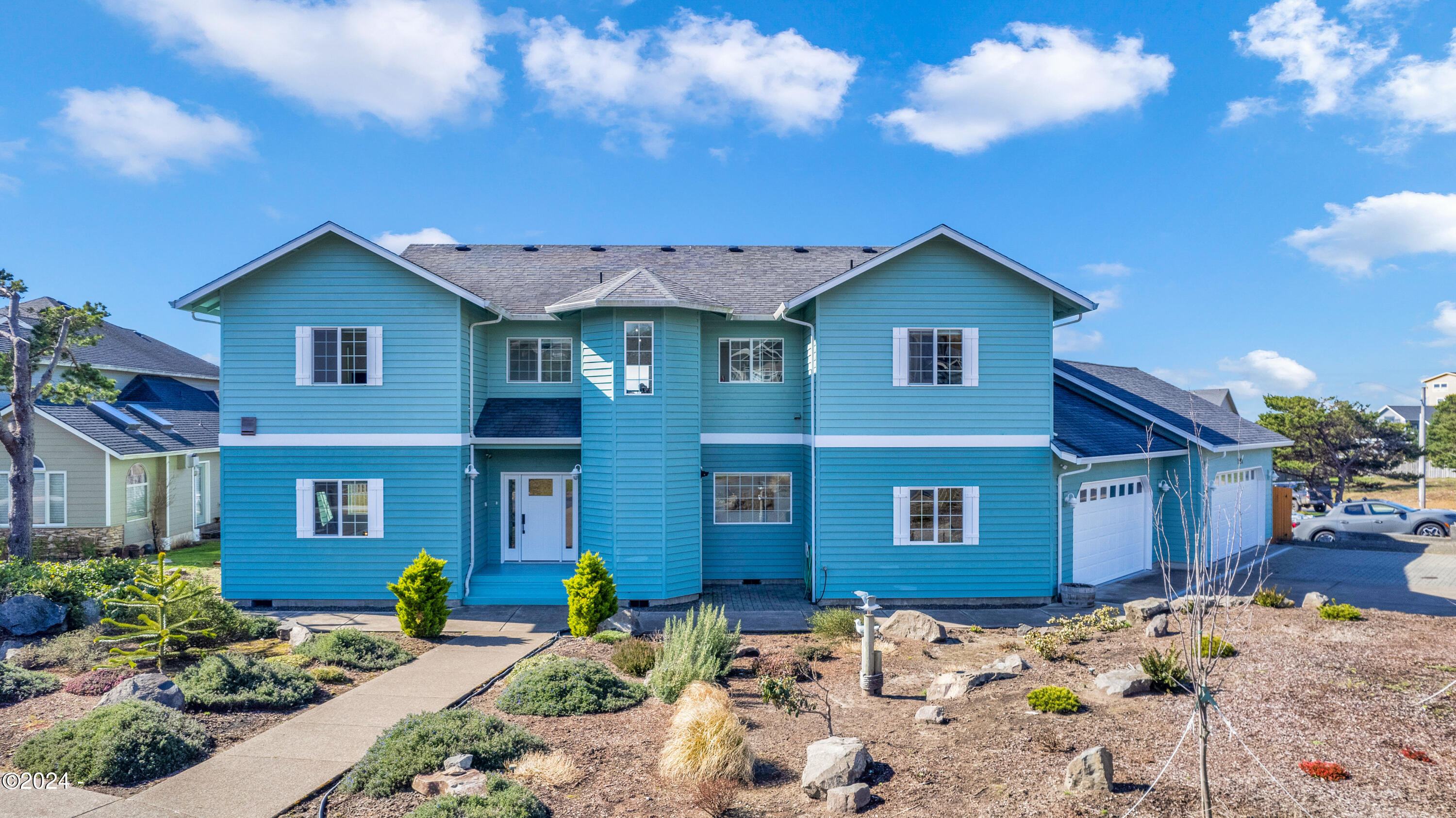 1791 NW Lincoln Loop