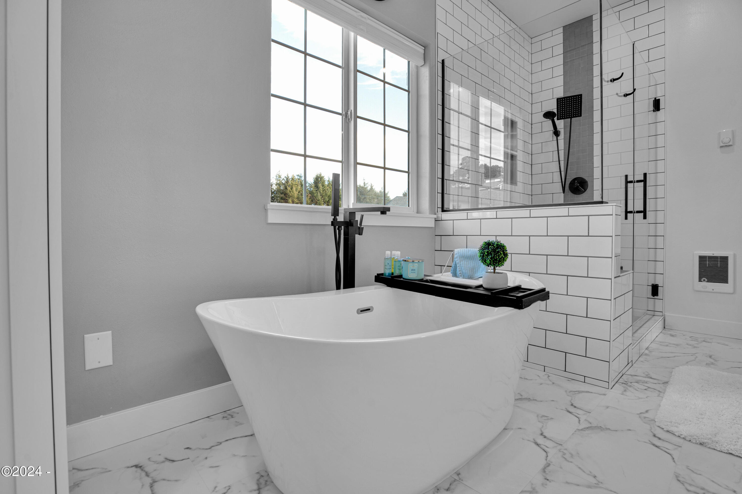 1791 NW Lincoln Loop