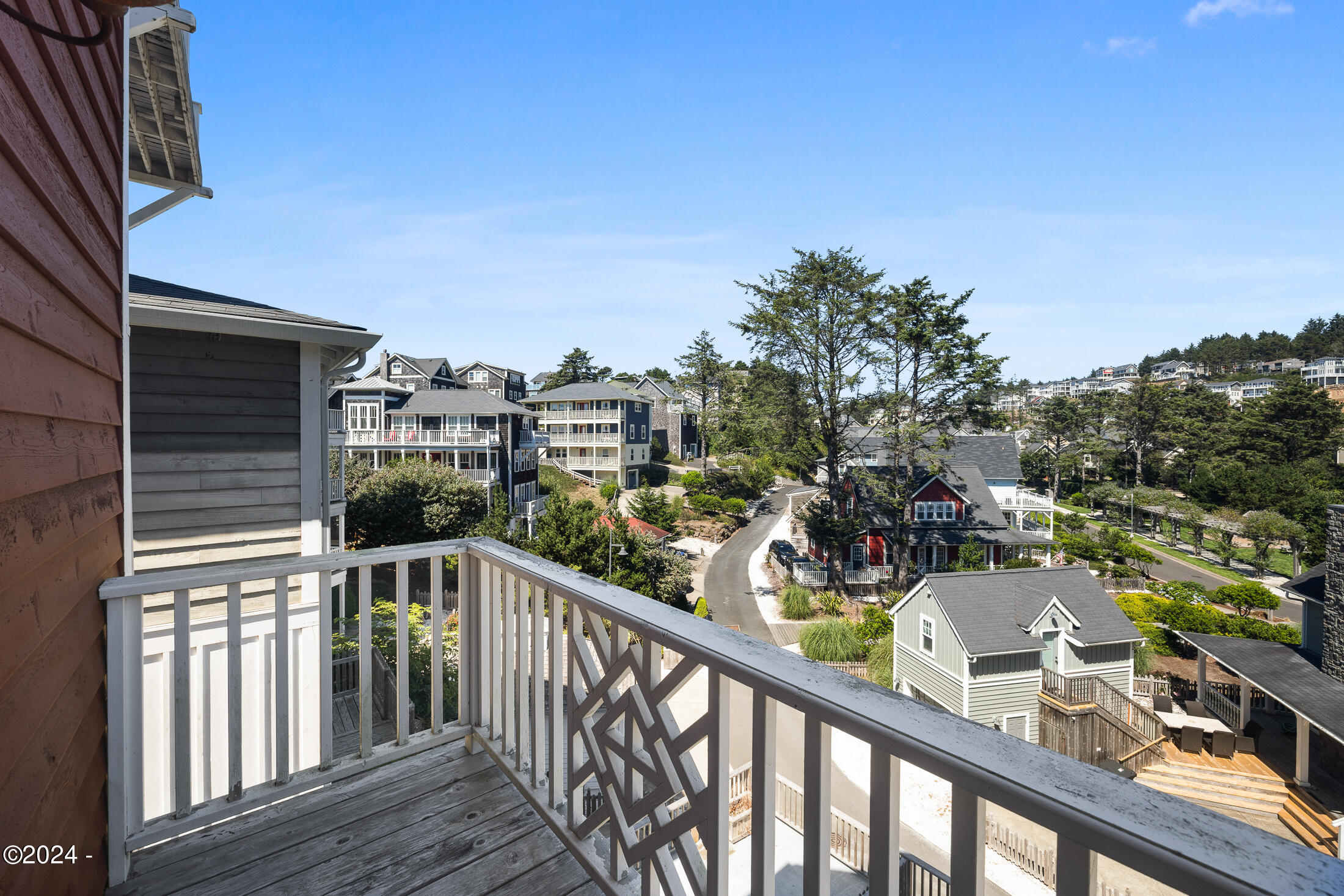 2790 SW Anchor Avenue