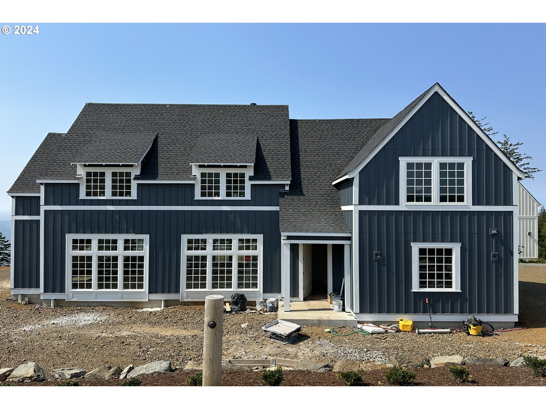 1157 NE SEASCAPE AVE