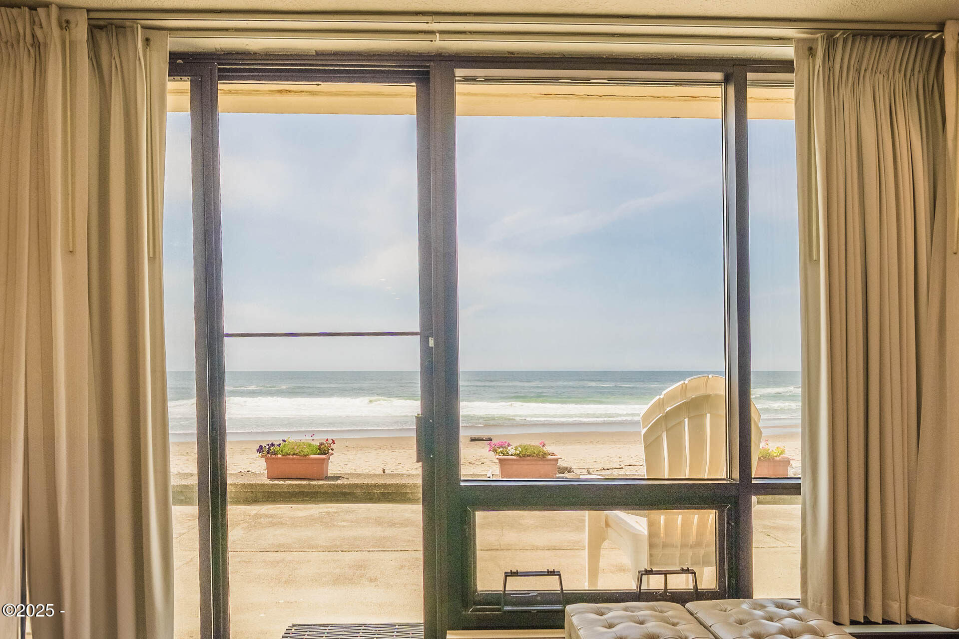 4009 SW Highway 101, 140