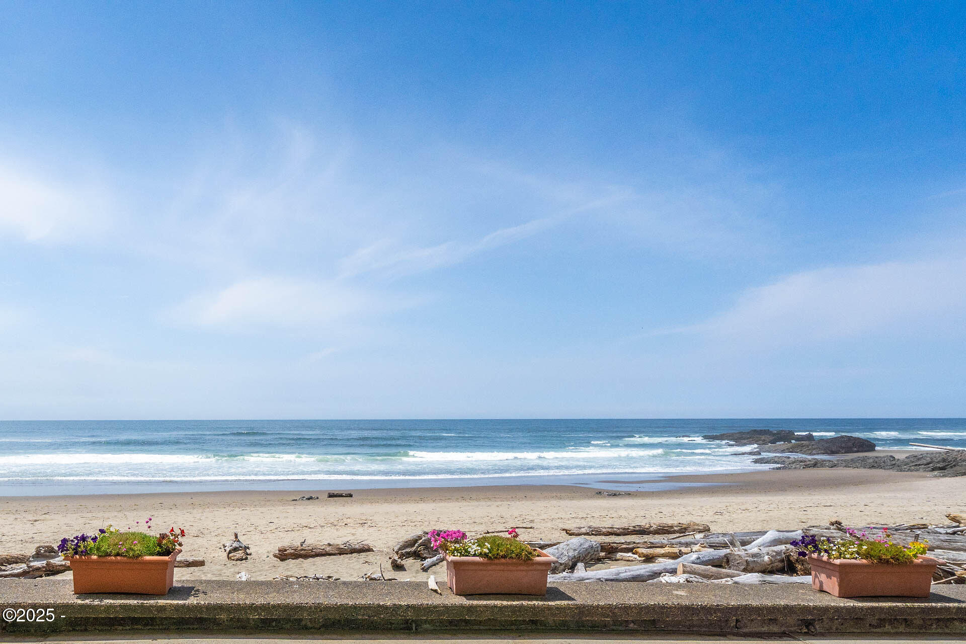 4009 SW Highway 101, 140