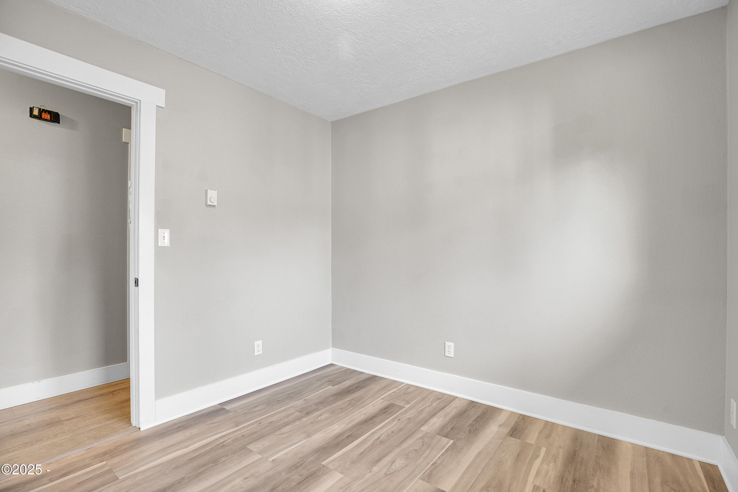 360 NE Edgecliff Drive