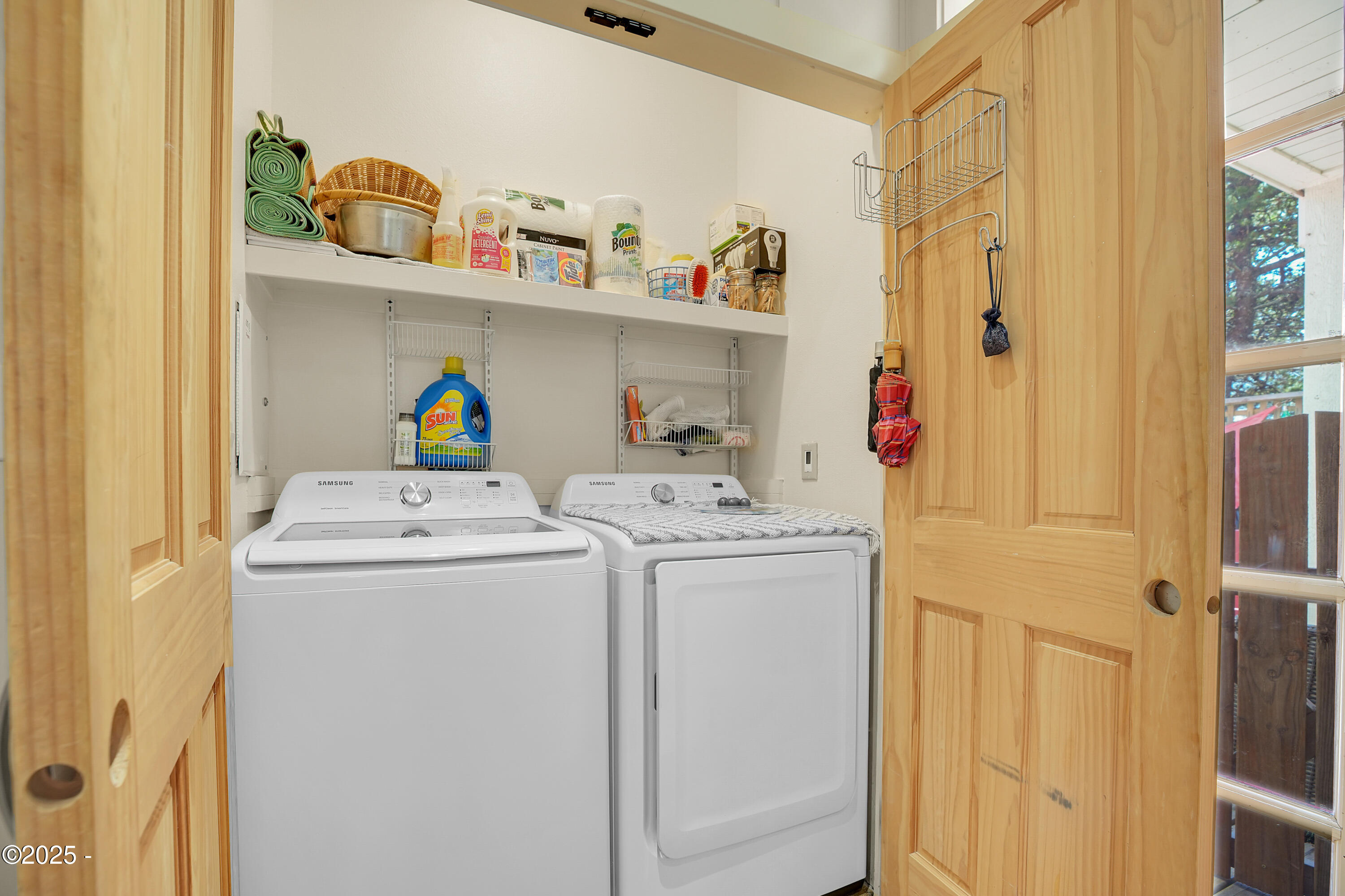 2746 SW Beach Avenue