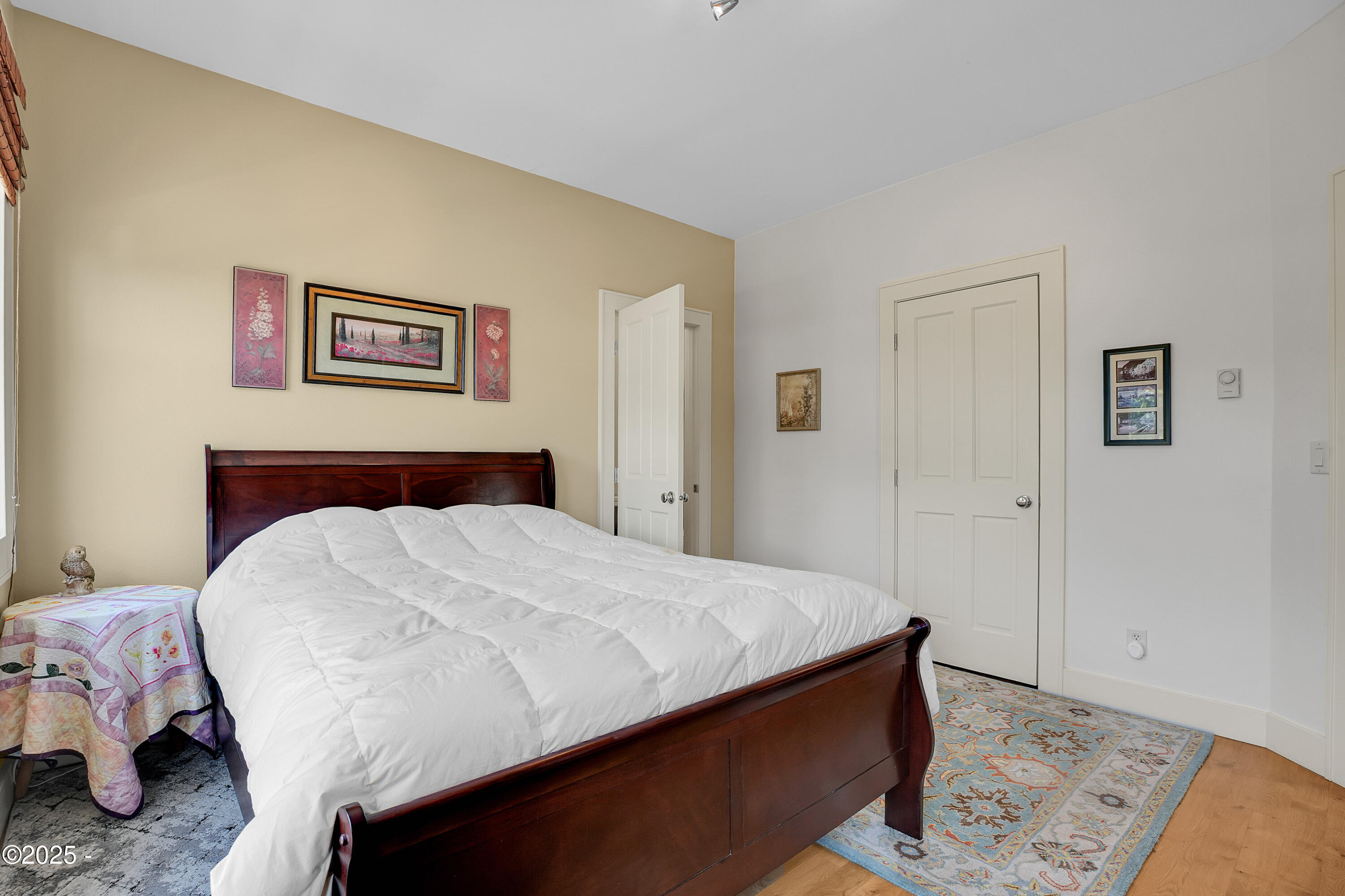 2746 SW Beach Avenue