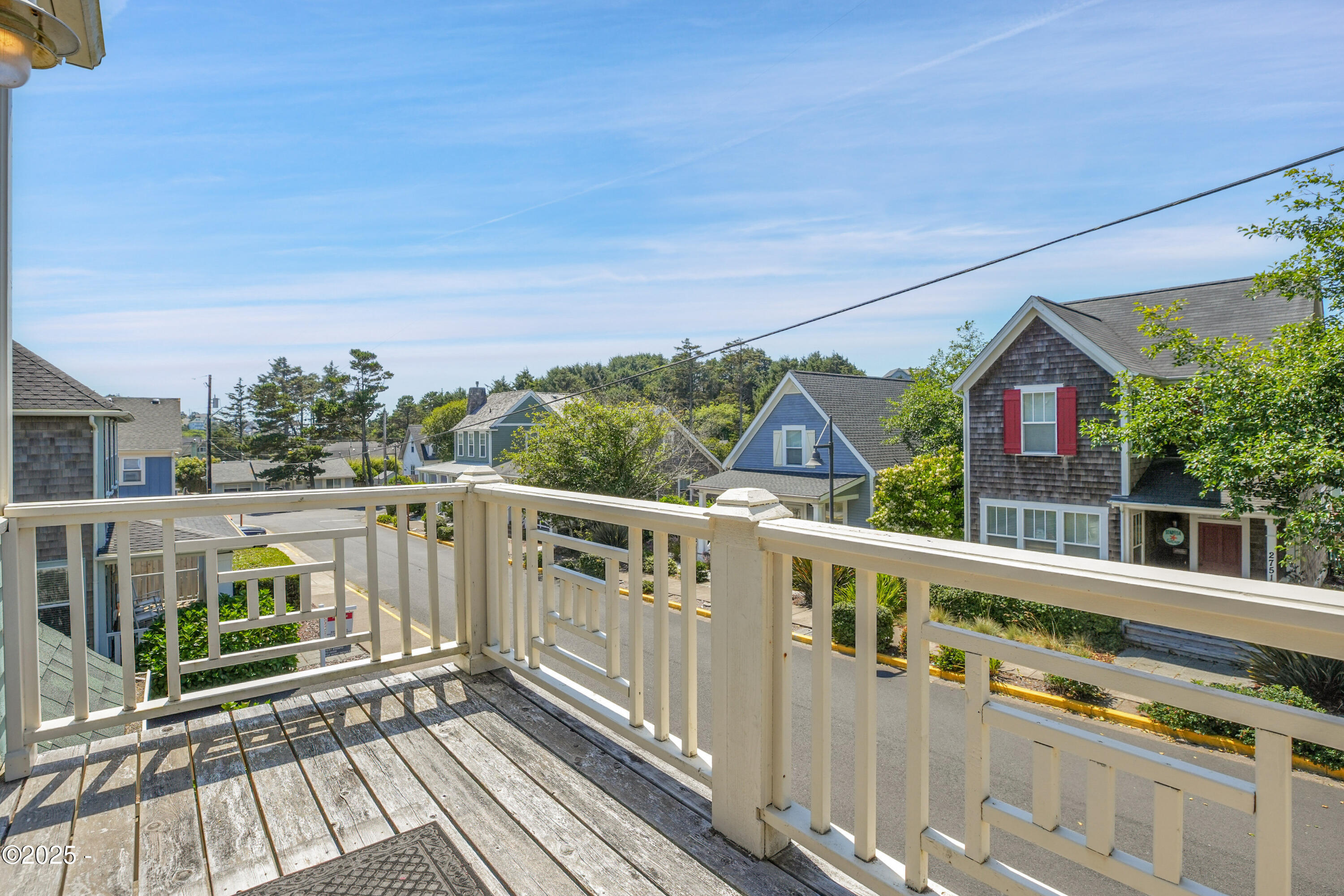 2746 SW Beach Avenue