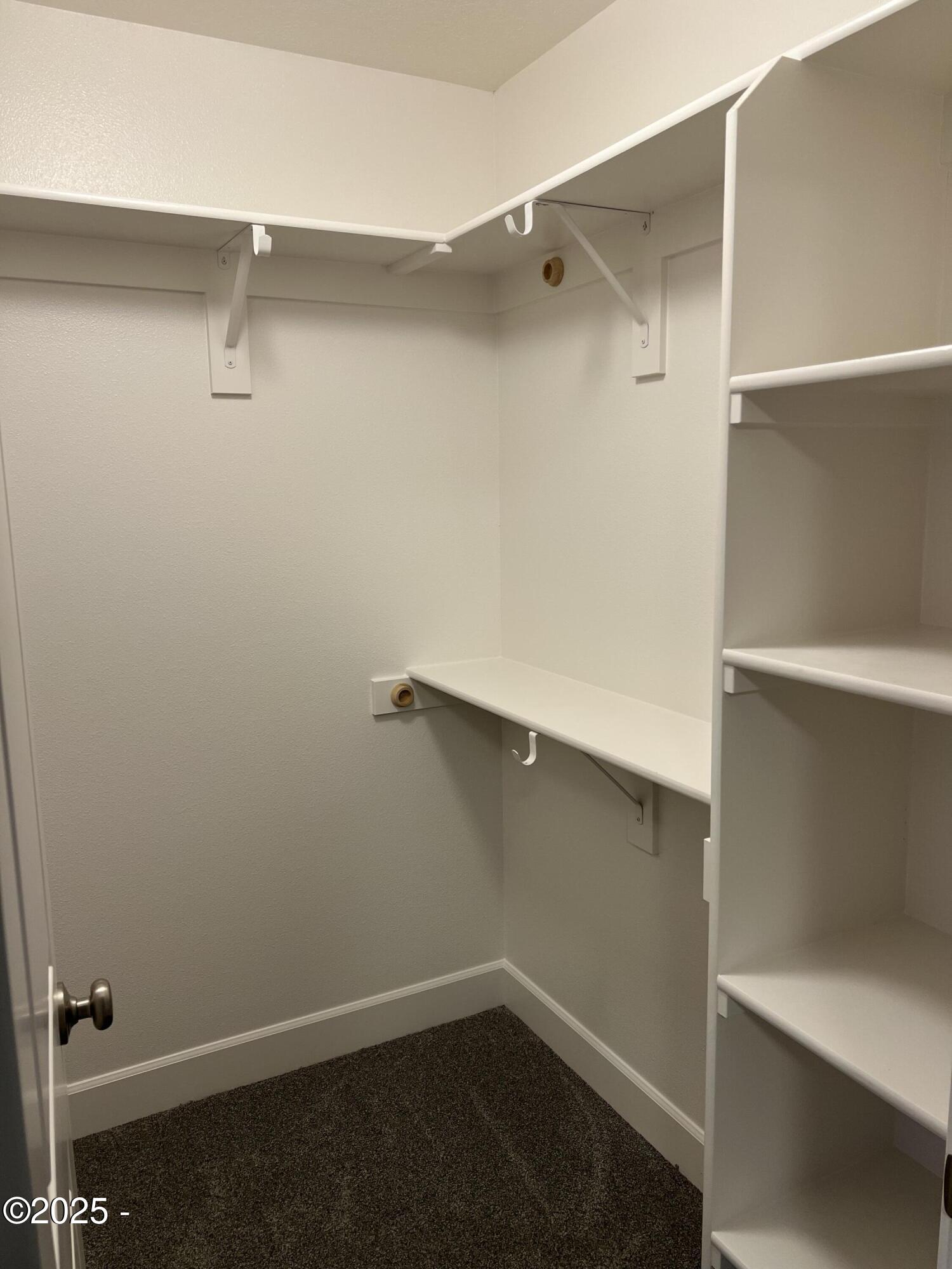 4678 NE Windward Place