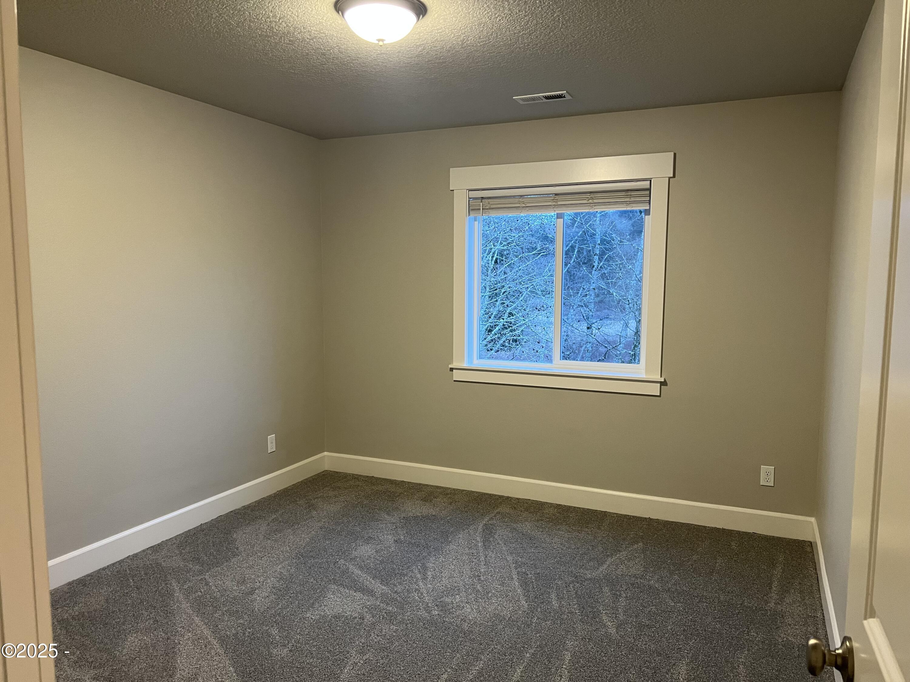 4678 NE Windward Place