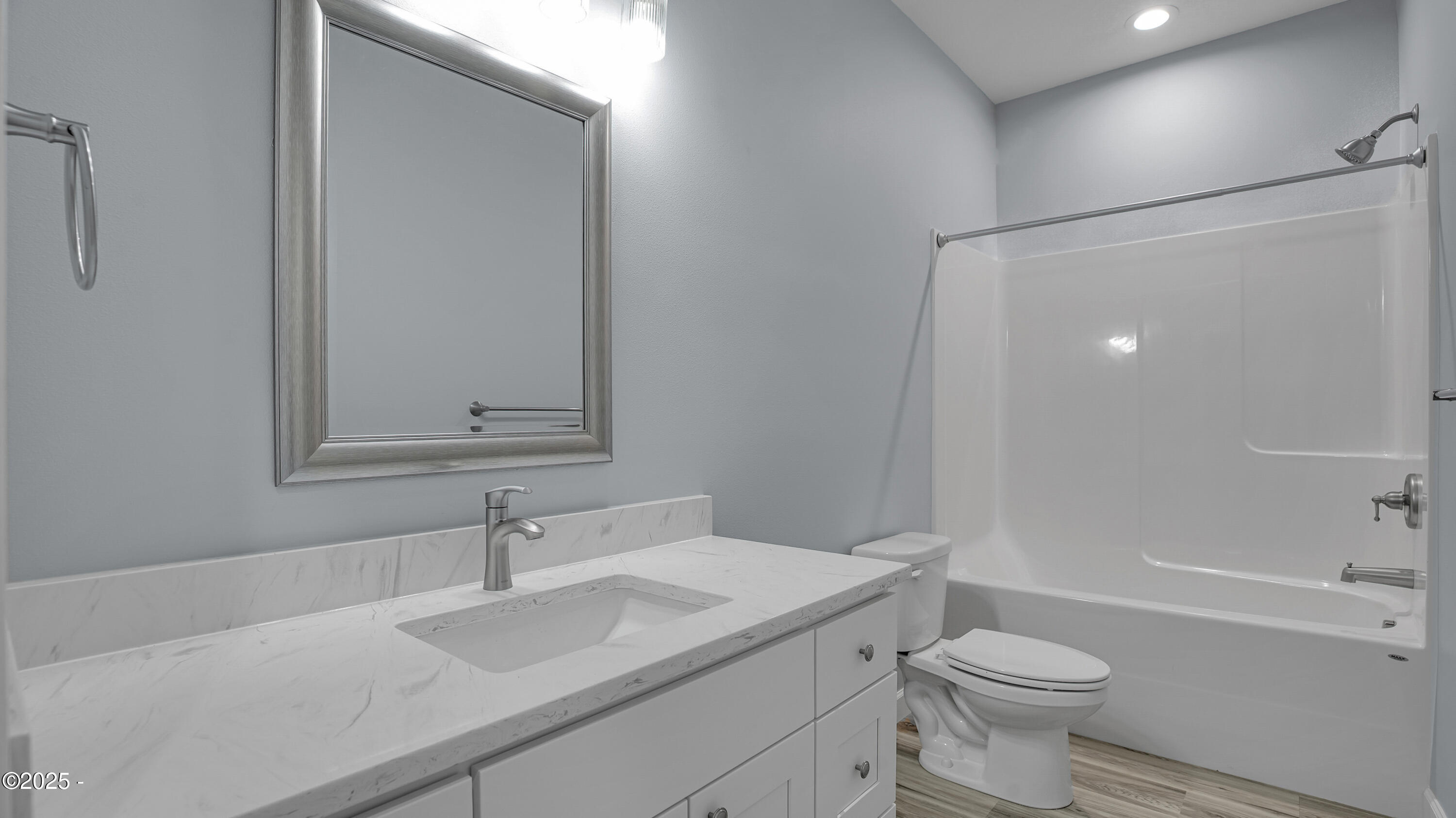 80 N West View Circle