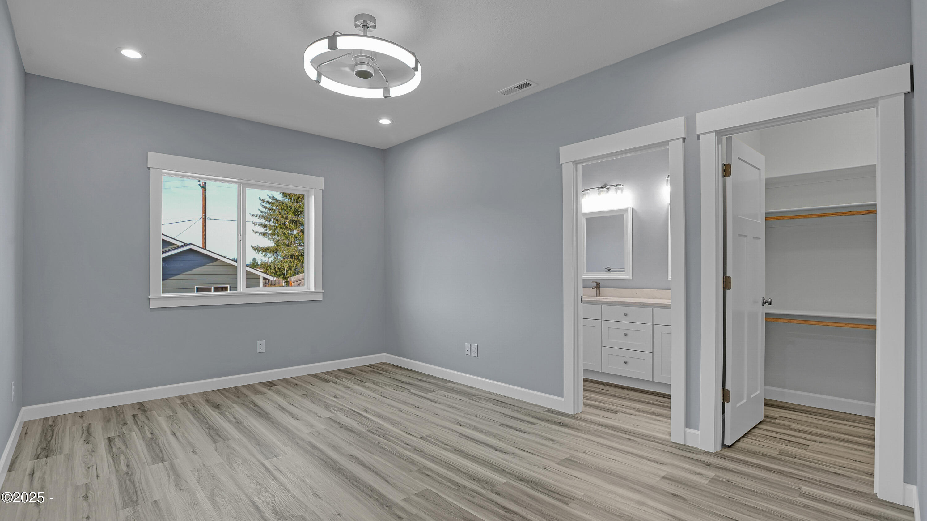 80 N West View Circle