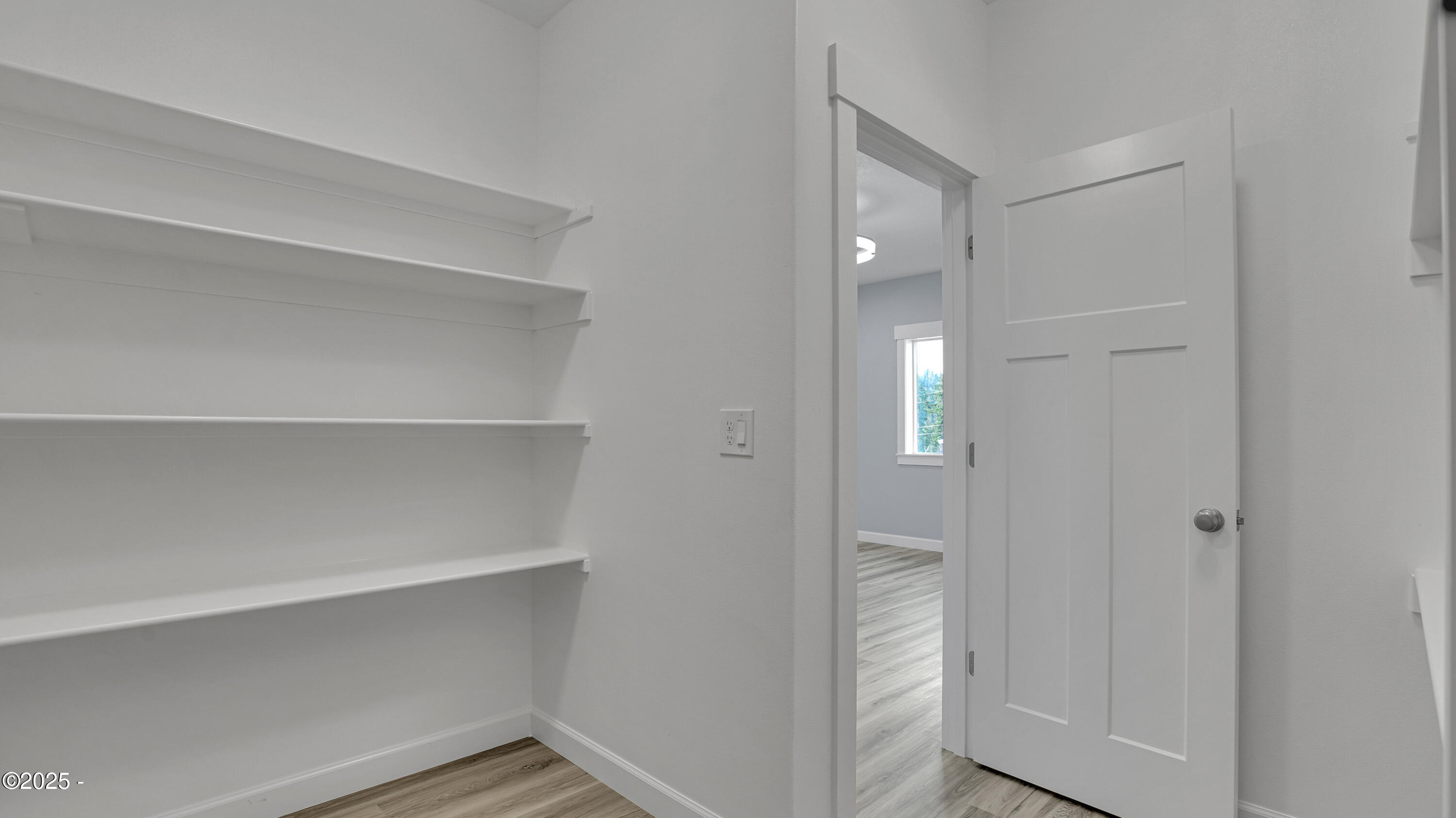 80 N West View Circle