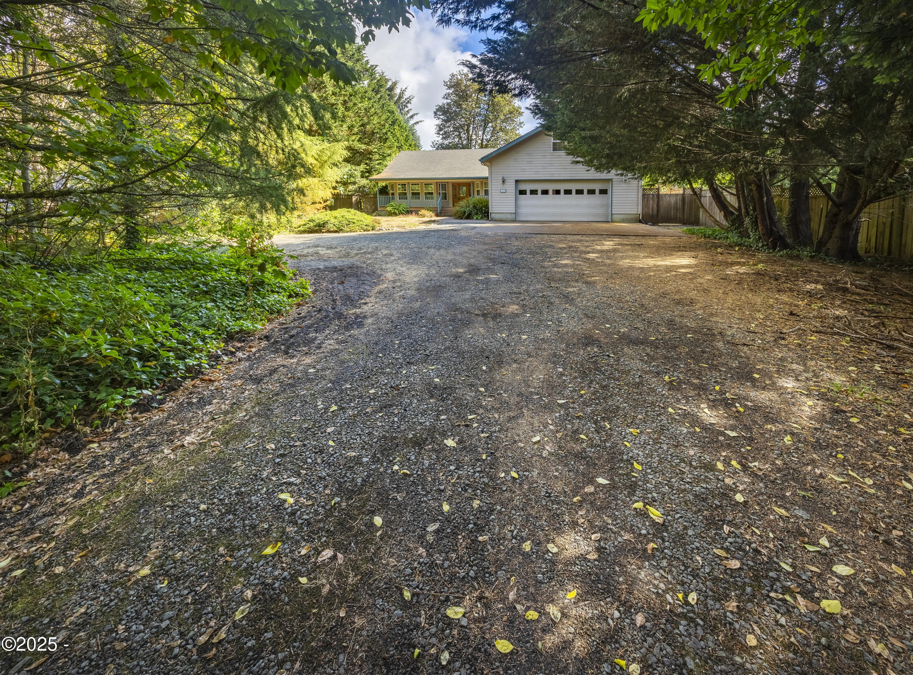 360 N Deerlane Drive