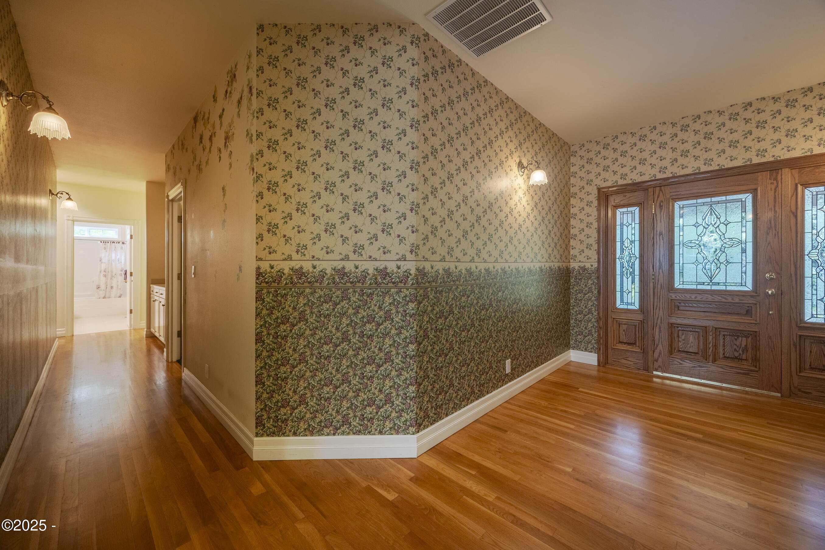 360 N Deerlane Drive