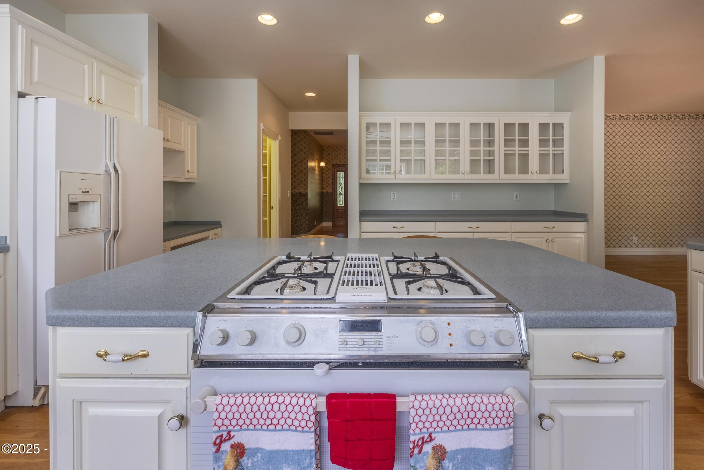 360 N Deerlane Drive