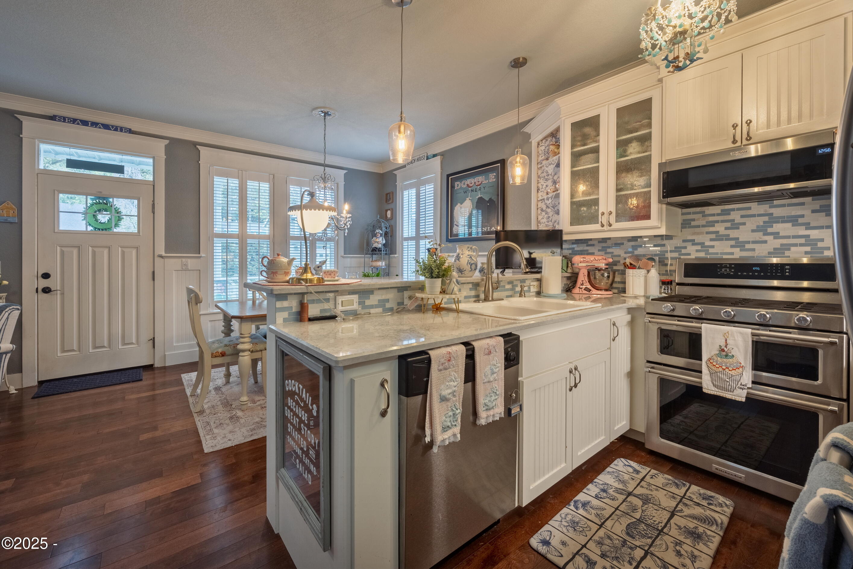 2753 SW Coast Avenue