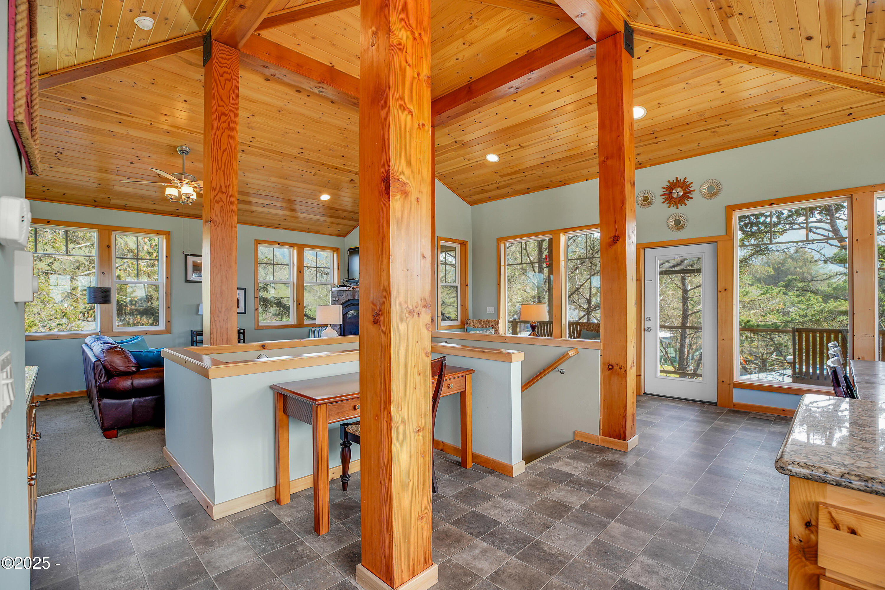 4365 Sheridan Avenue