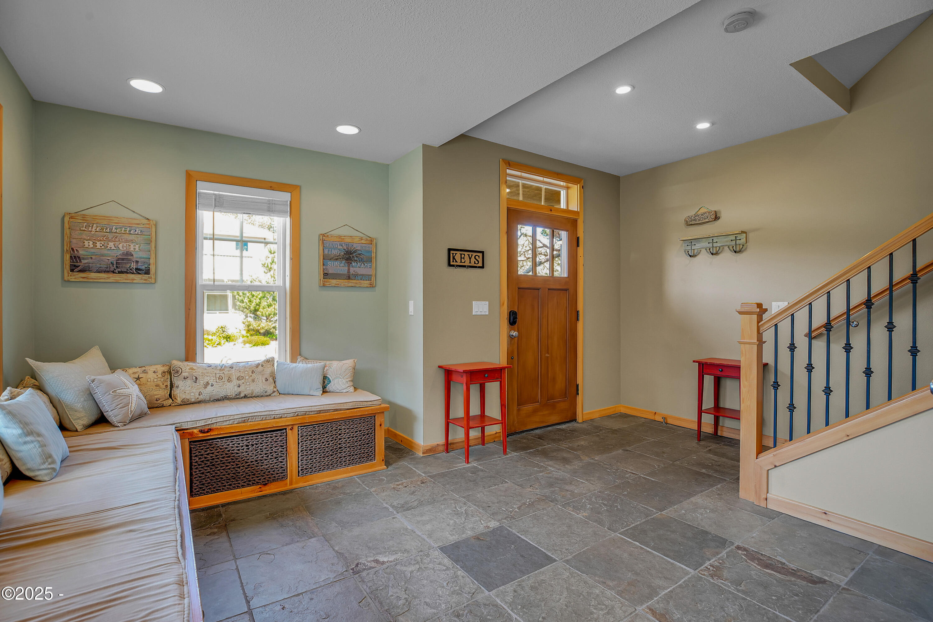 4365 Sheridan Avenue