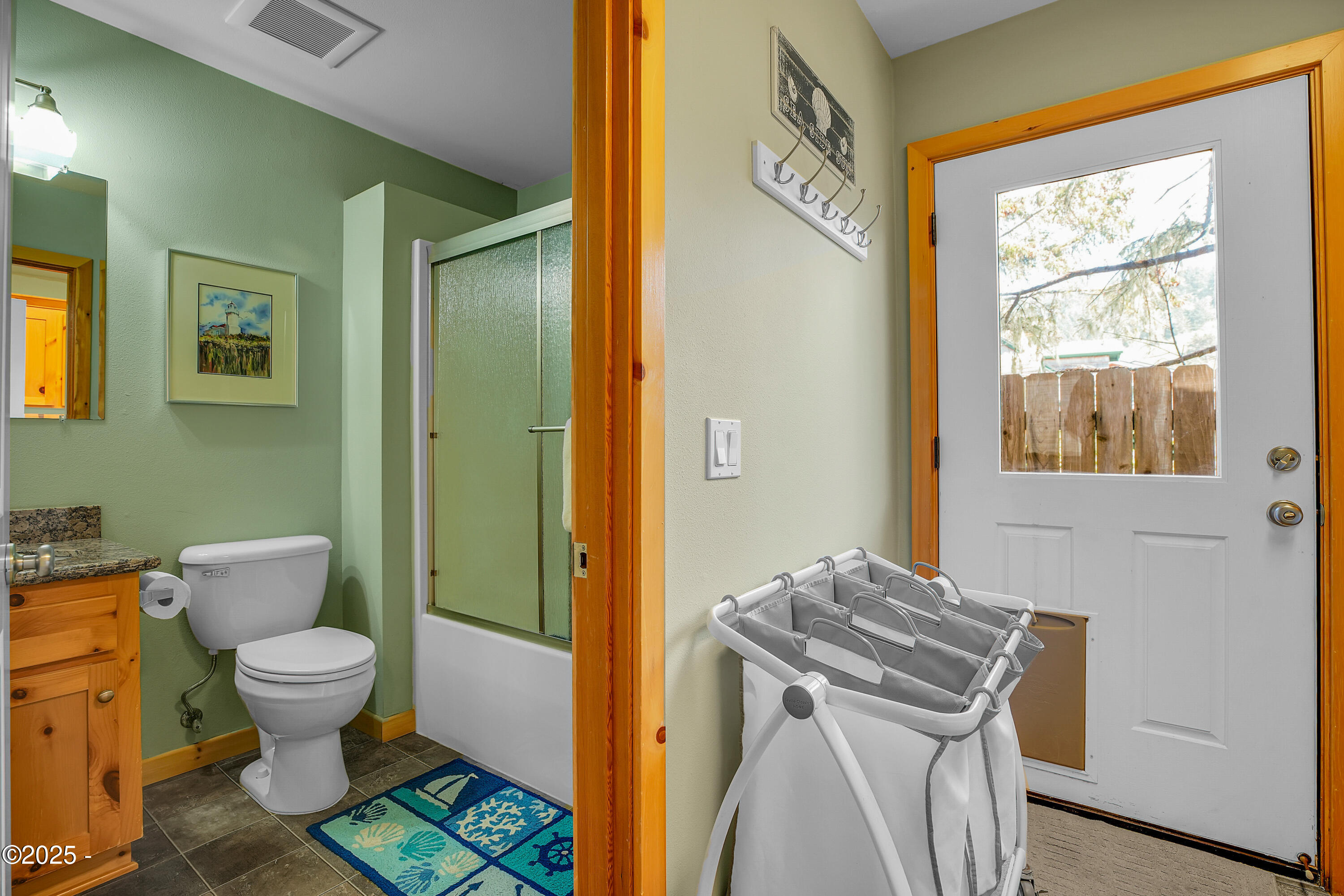 4365 Sheridan Avenue