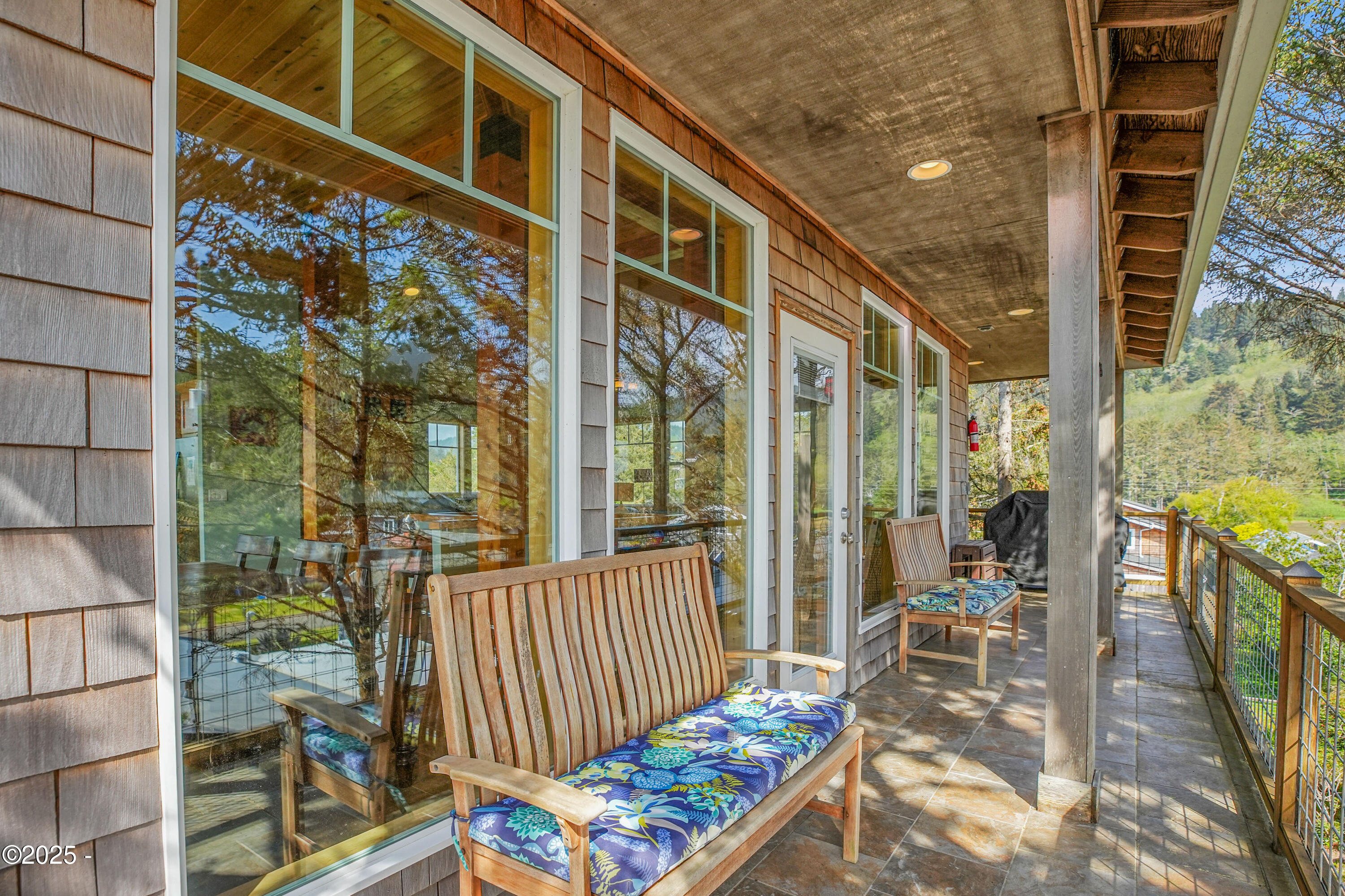 4365 Sheridan Avenue